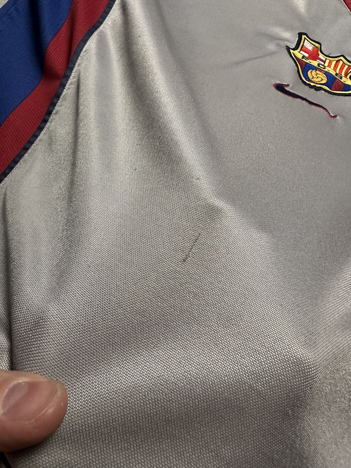 Nike × Vintage Vintage Nike Barcelona silver soccer jersey size XL logo Size US XL / EU 56 / 4 - 5 Thumbnail