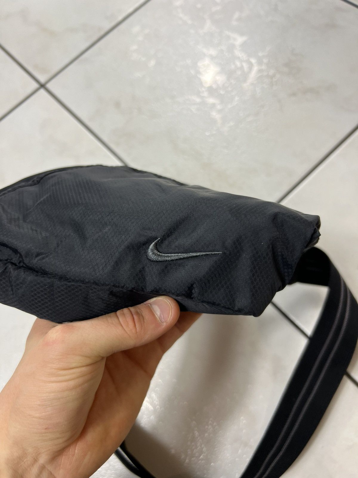 Nike Vintage Nike y2k shoulder bag crossbody drill swoosh logo Size ONE SIZE - 19 Thumbnail
