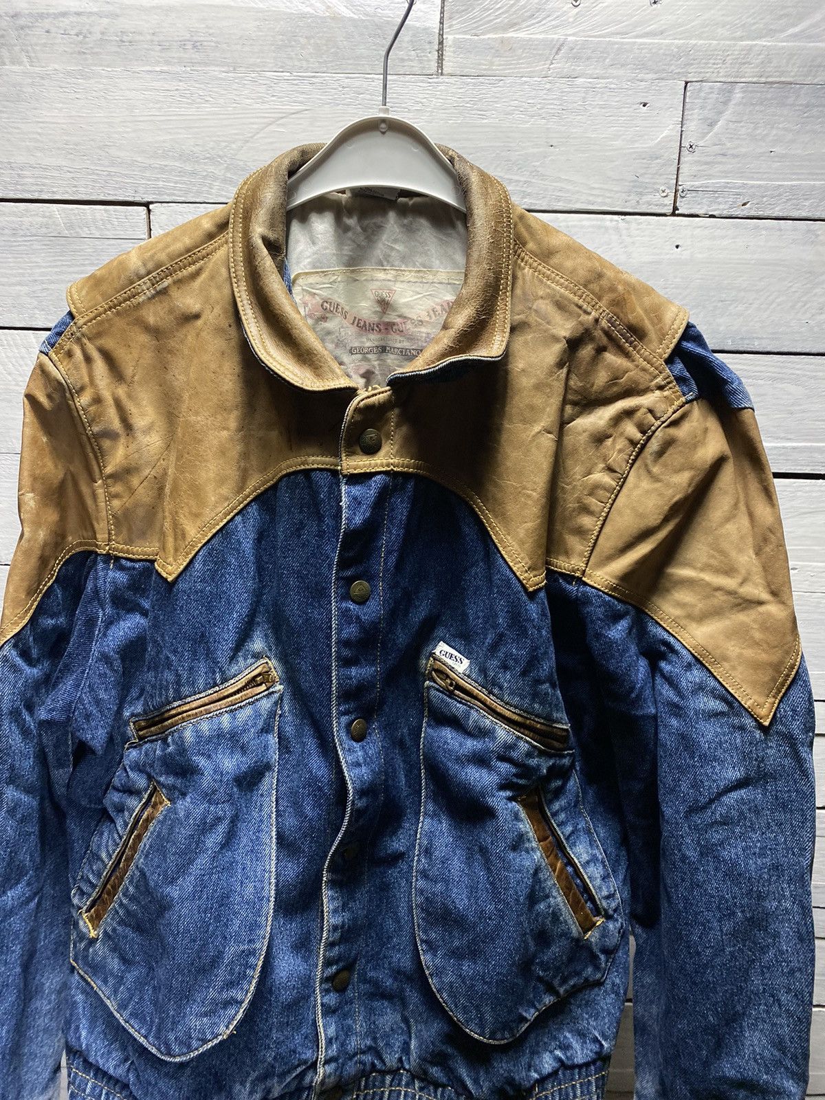 Vtg. GUESS deals Jean Jacket