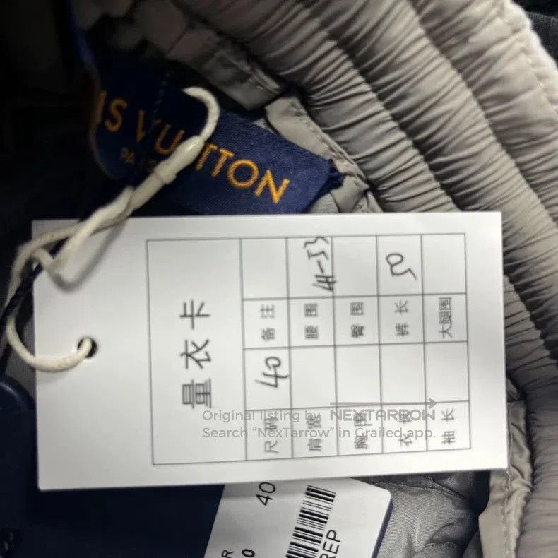 Louis Vuitton louis vuitton straight. Size US 34 / EU 50 - 5 Thumbnail
