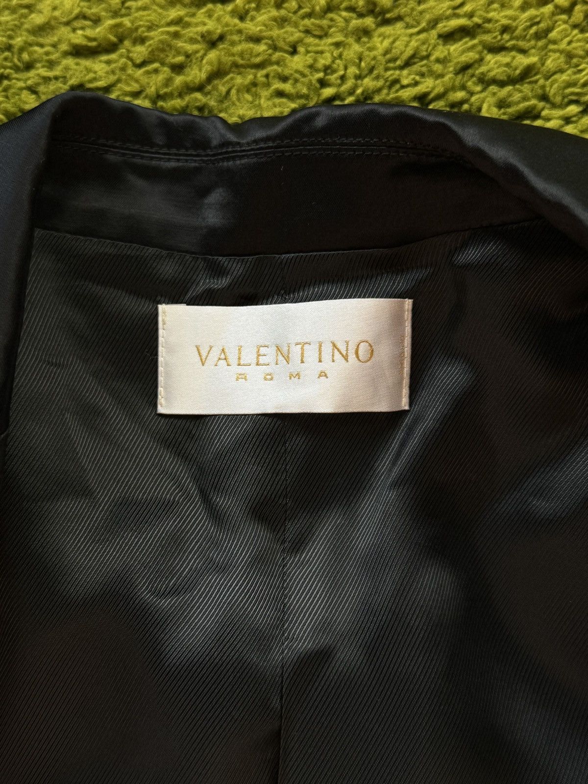 Valentino Valentino luxury wool blend satin blazer Size M / US 6-8 / IT 42-44 - 4 Thumbnail