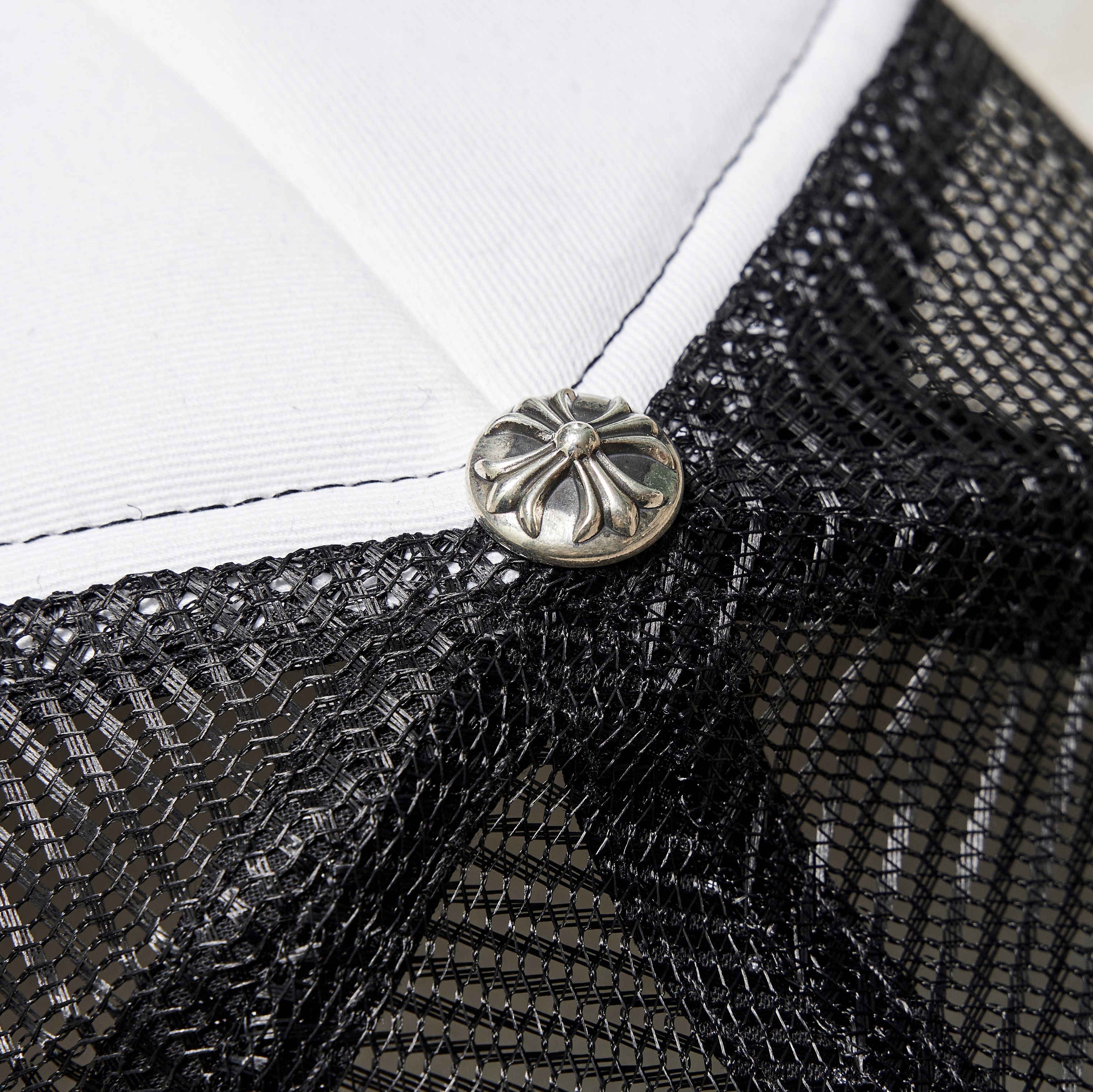 Chrome Hearts CHROME HEARTS Fuck Hollywood Trucket Hat WHITE Size ONE SIZE - 3 Thumbnail