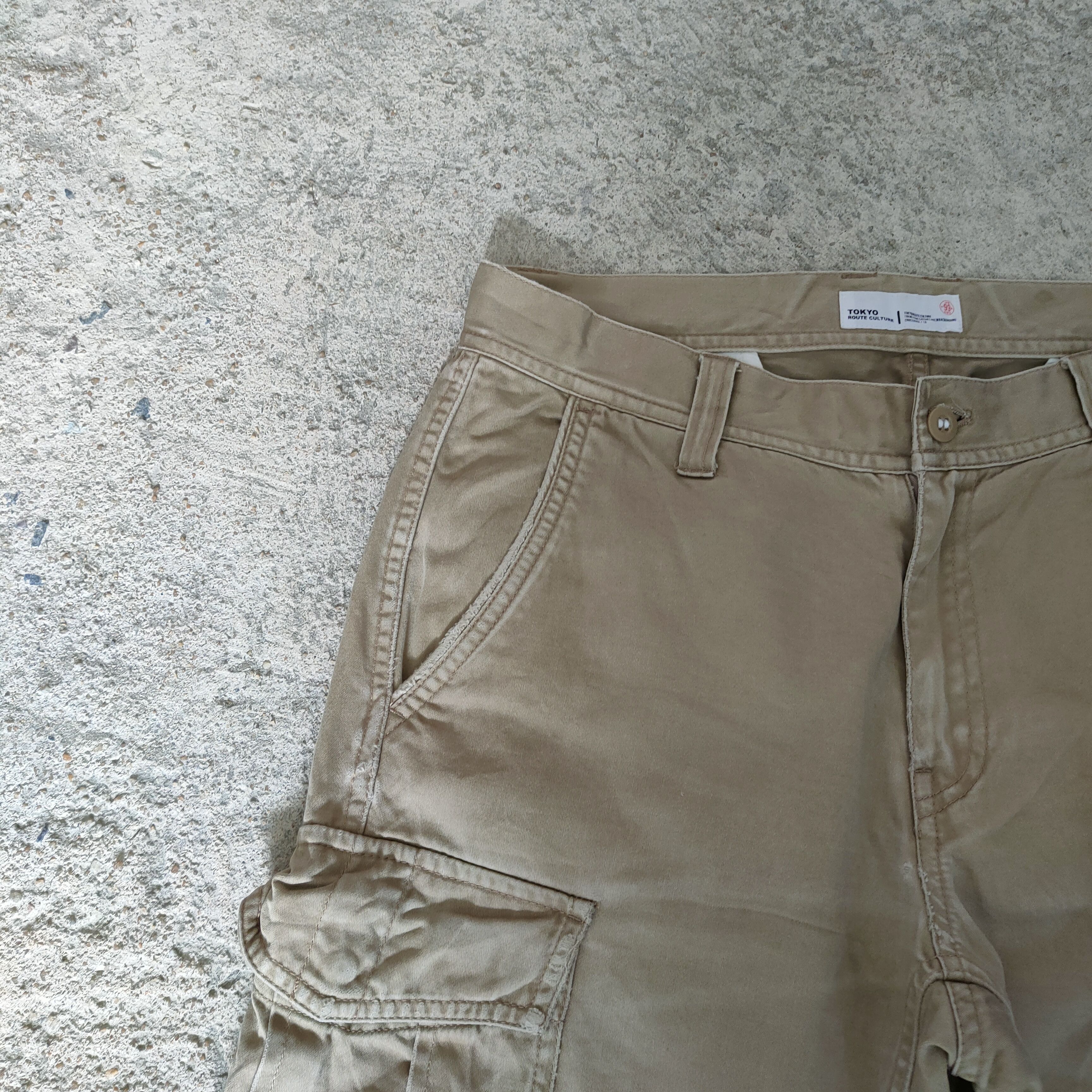 Japanese Brand TOKYO CULTURE × TAKEO KIKUCHI DISTRESSED CARGO PANTS Size US 30 / EU 46 - 4 Thumbnail