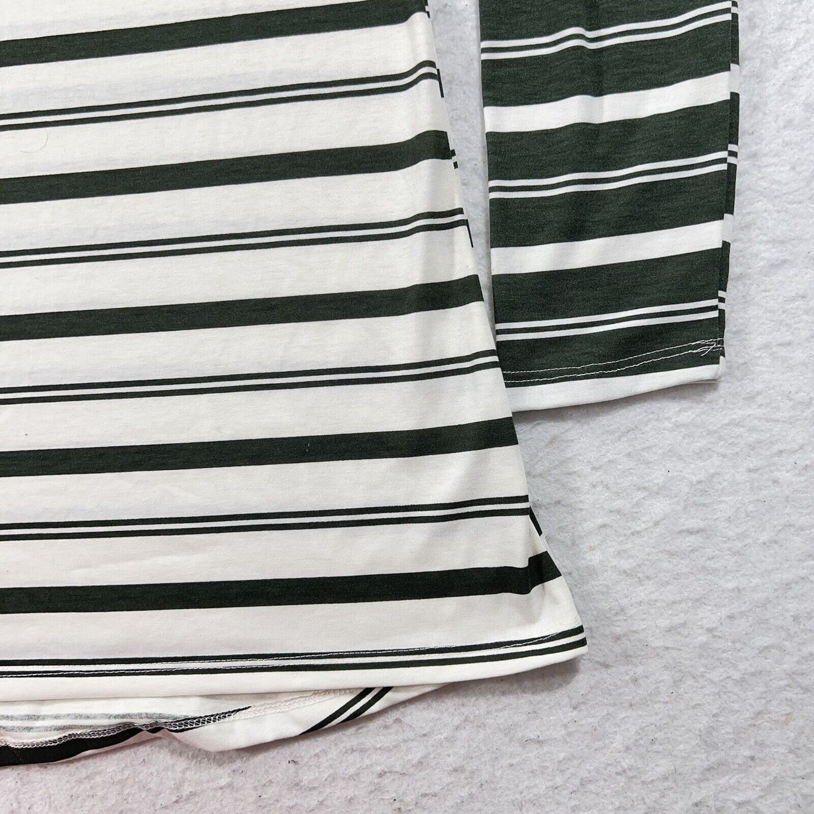 Other LuLaRoe Lynnae Green White Stripe Long Sleeve Pullover Top Size M / US 6-8 / IT 42-44 - 6 Thumbnail