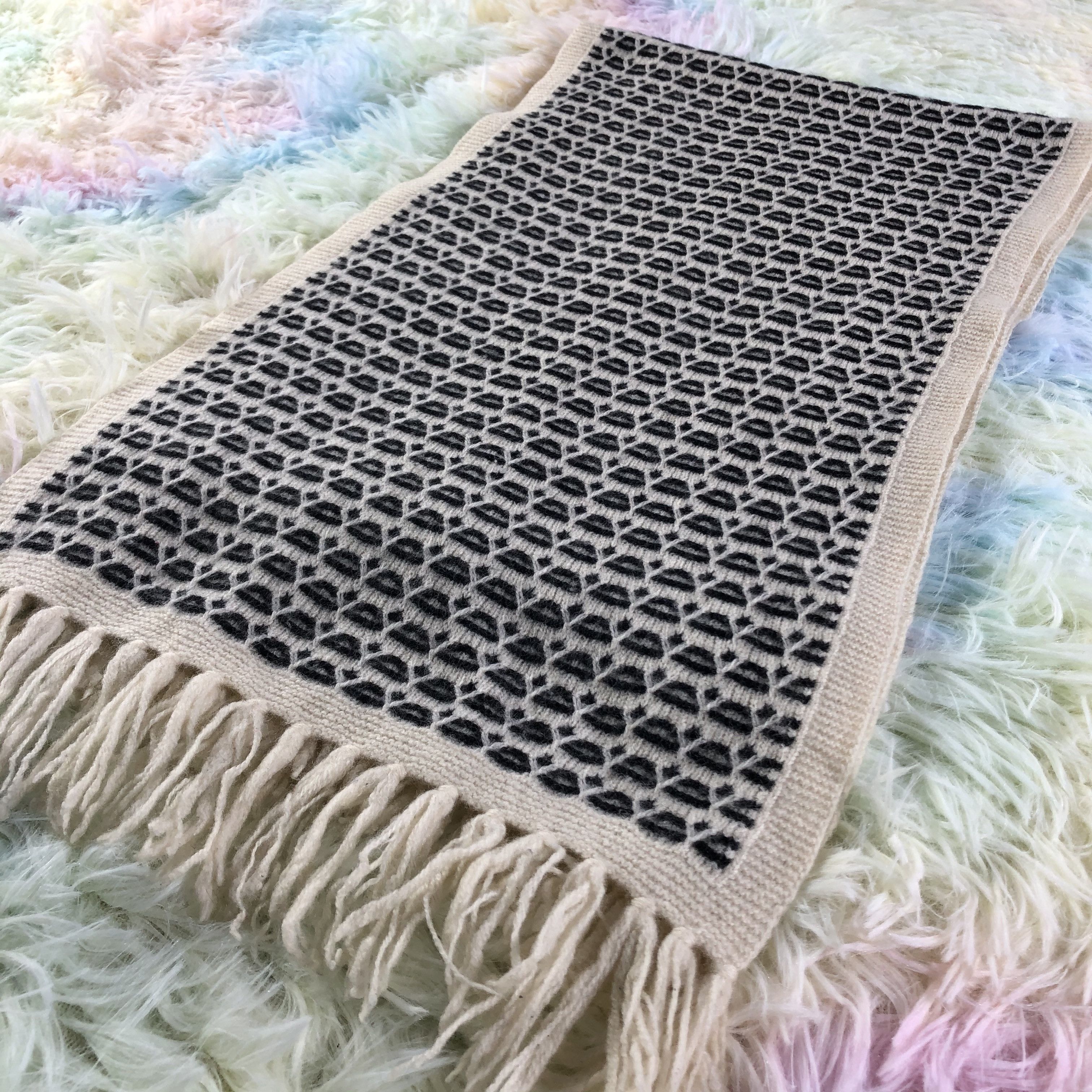 Michael Kors Michael Kors Scarf / Muffler / Neckwear - KM441 Size ONE SIZE - 3 Thumbnail