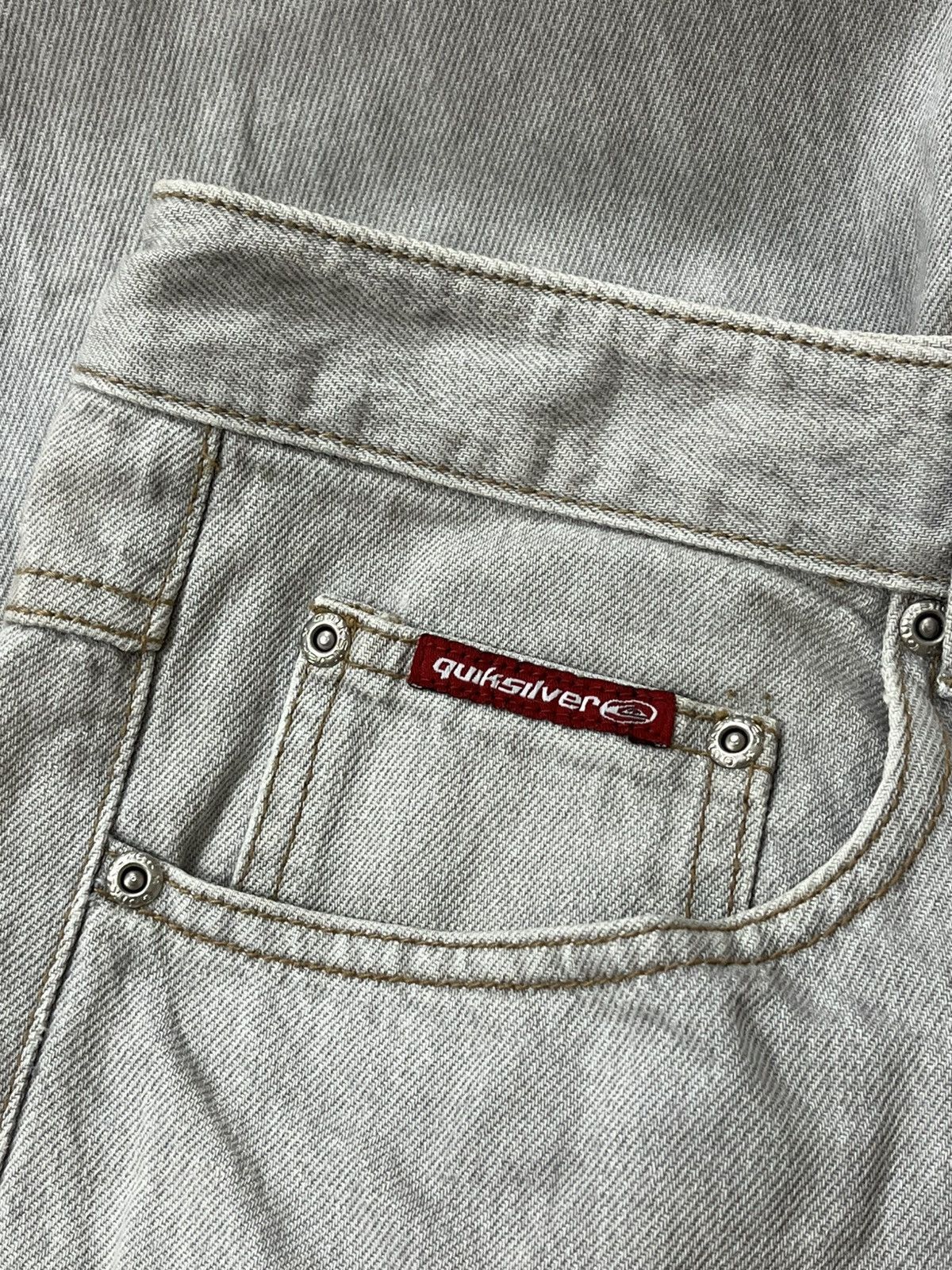 Quiksilver Vintage Quiksilver Embroidered Baggy Jeans Size US 30 / EU 46 - 11 Thumbnail