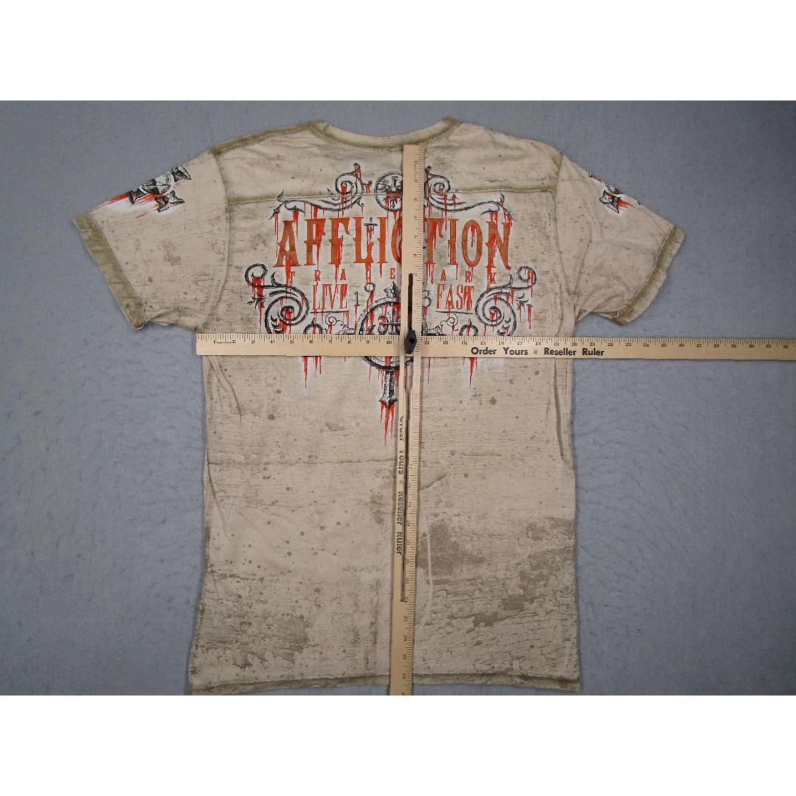 Affliction Affliction Shirt Mens Large Beige Short Sleeve Crew Neck 1973 AOP Made in USA Size US L / EU 52-54 / 3 - 5 Thumbnail