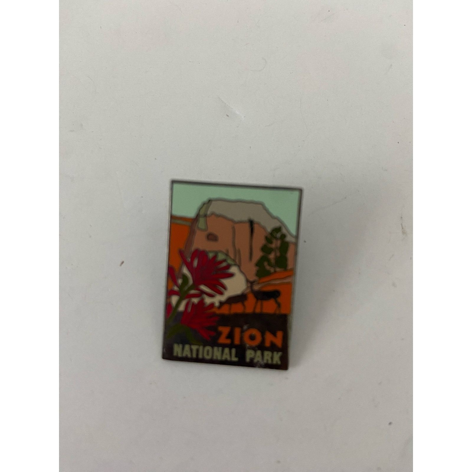 Vintage Vintage Zion National park pin Size ONE SIZE - 1 Thumbnail