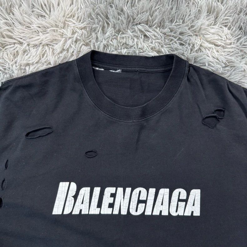 Balenciaga Balenciaga Distressed Black Short Sleeve Tee Size US S / EU 44-46 / 1 - 2 Thumbnail