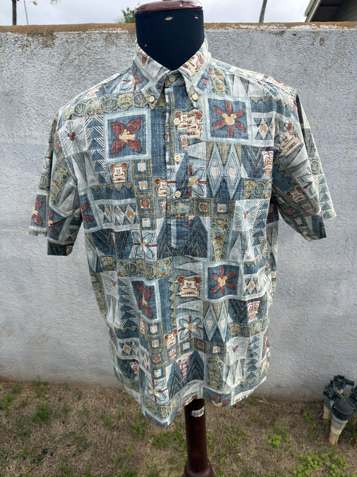 Reyn Spooner Reyn Spooner Disney Hawaiian Shirt Men's M Mickey Donald Size US M / EU 48-50 / 2 - 1 Thumbnail