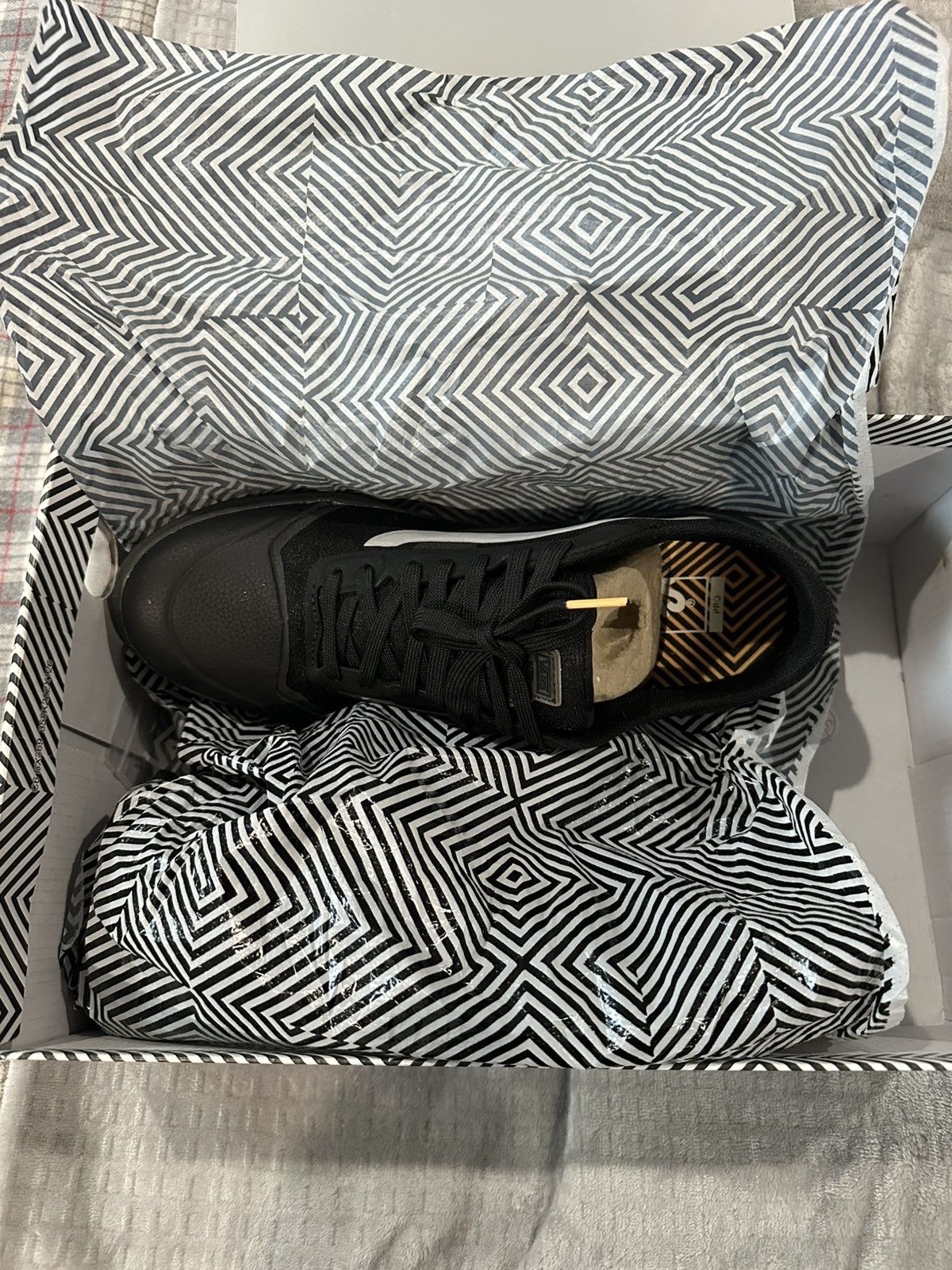 Vans Vans Ave x FuckingAwesome Size US 10 / EU 43 - 3 Thumbnail