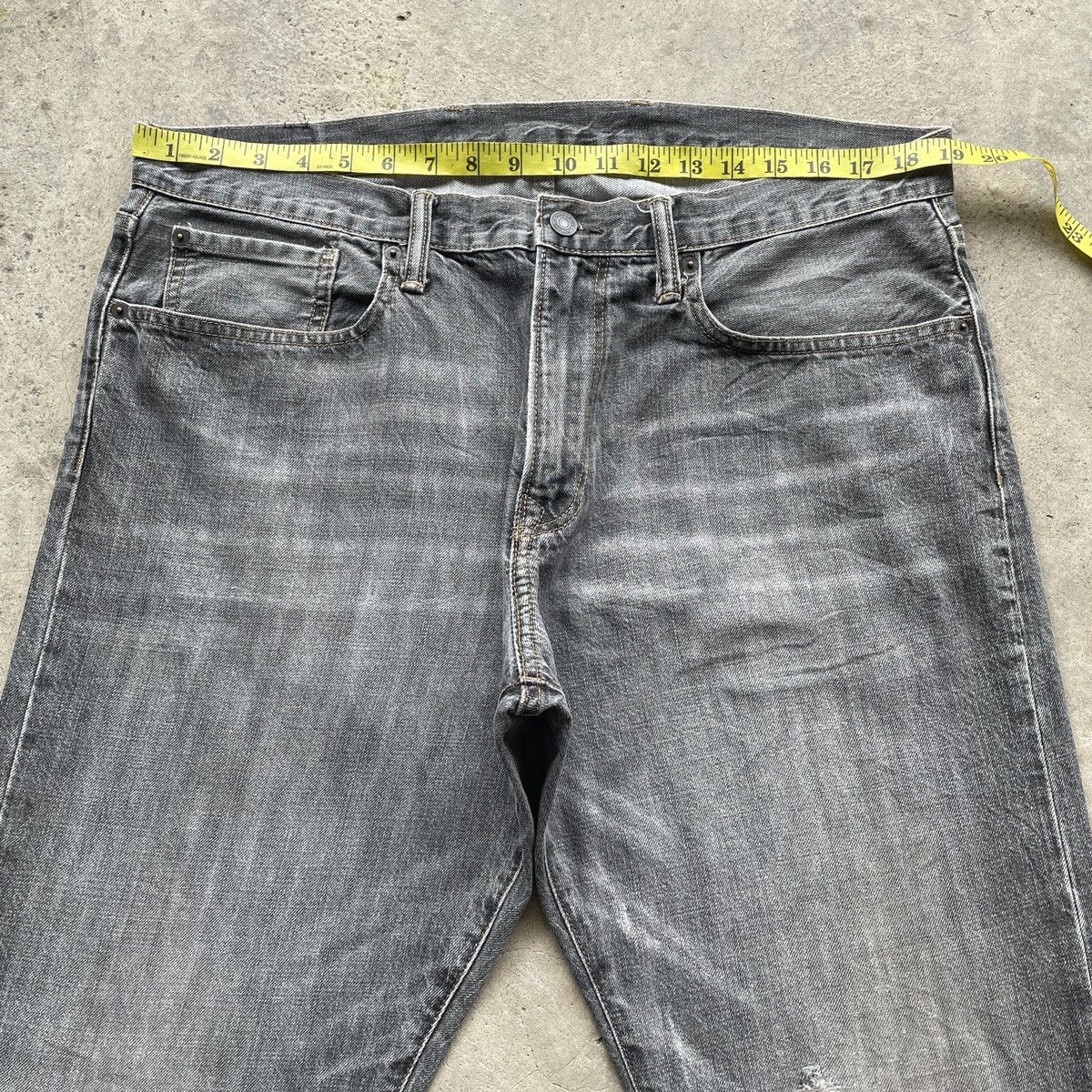 Vintage Vintage Gap Jeans Black Faded Denim Pants W38x33 Size US 38 / EU 54 - 5 Thumbnail