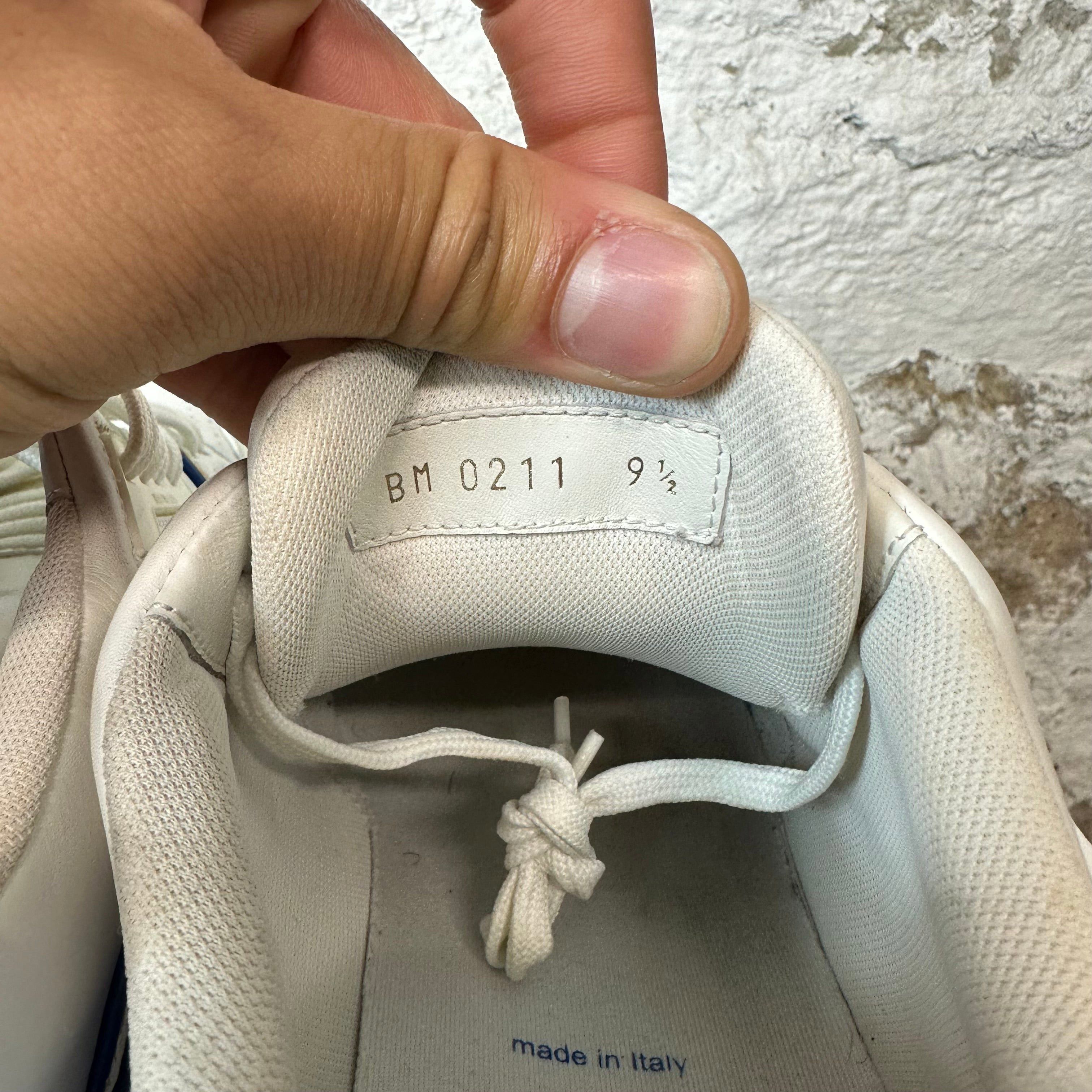 Louis Vuitton Louis Vuitton Blue White Trainer Sneaker Sz 11 (9.5LV) Size US 11 / EU 44 - 6 Thumbnail