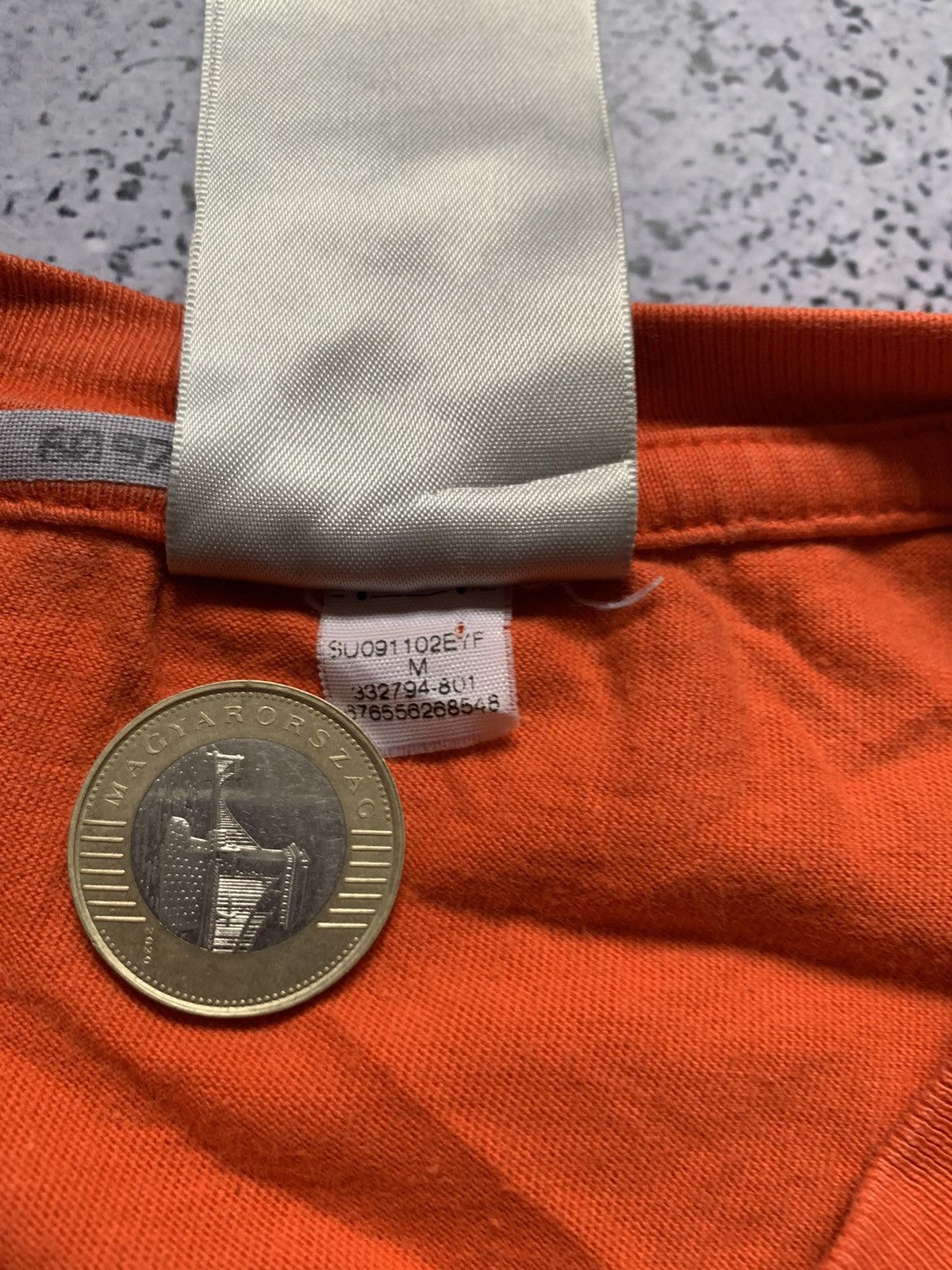 Nike × Vintage Vintage Nike T-shirt Big Swoosh Tee Orange Y2K USA Size US M / EU 48-50 / 2 - 4 Thumbnail
