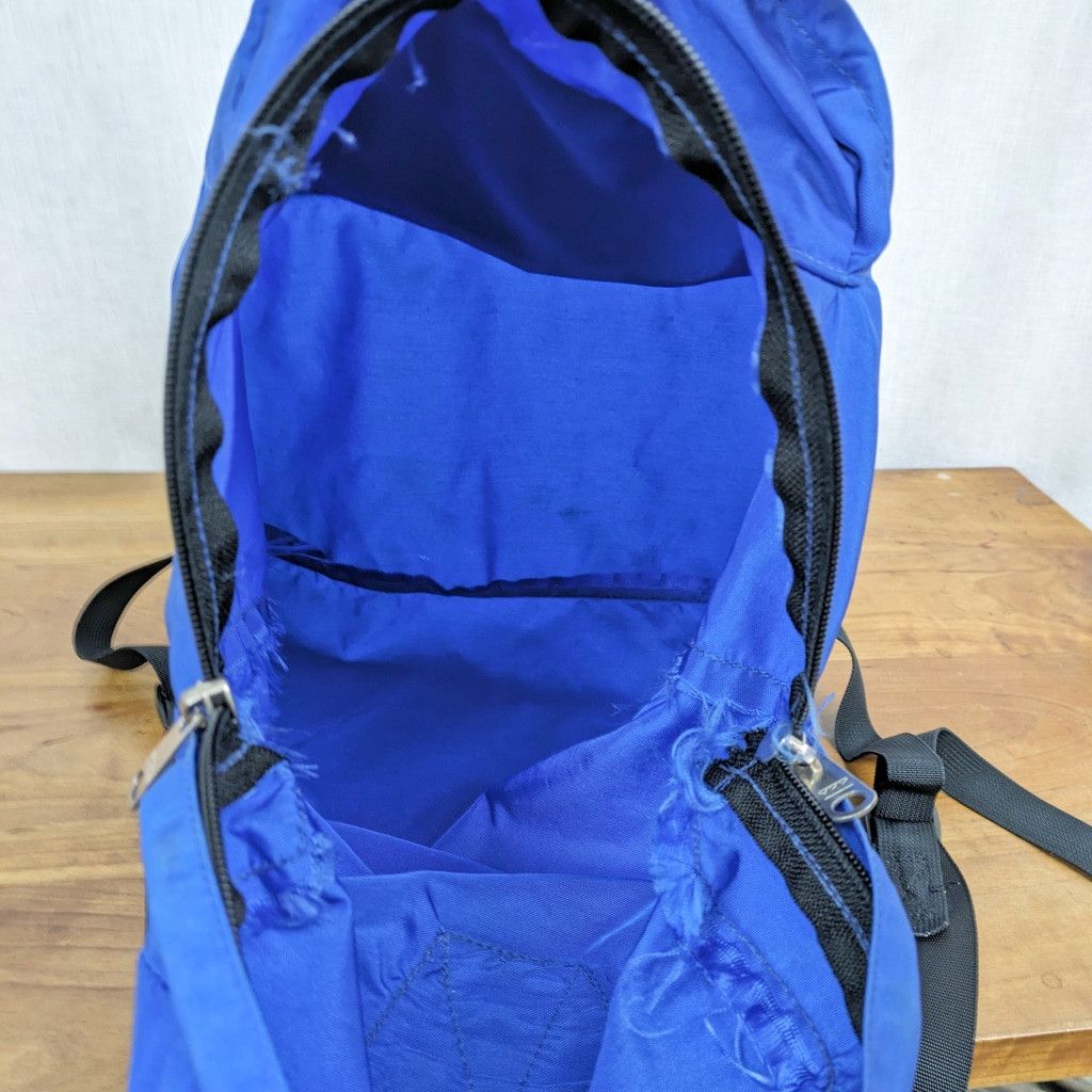 The North Face × Vintage Vintage North Face Lightweight USA Made Small Backpack Size ONE SIZE - 4 Thumbnail