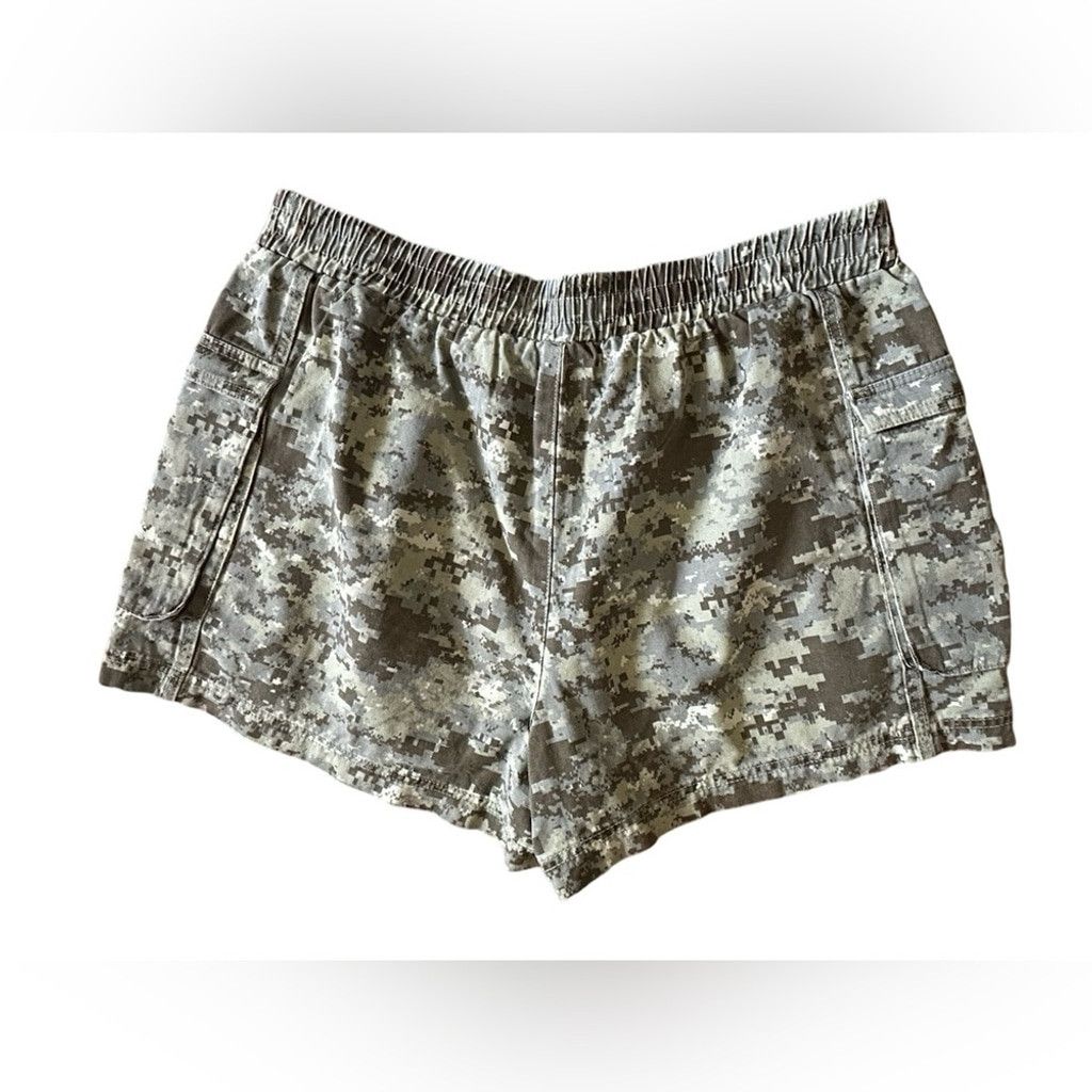Forever 21 Forever 21+ CARGO SHORT Camo Olive Green Gray Women 1X. Size 24" / US 00 / IT 34 - 11 Thumbnail