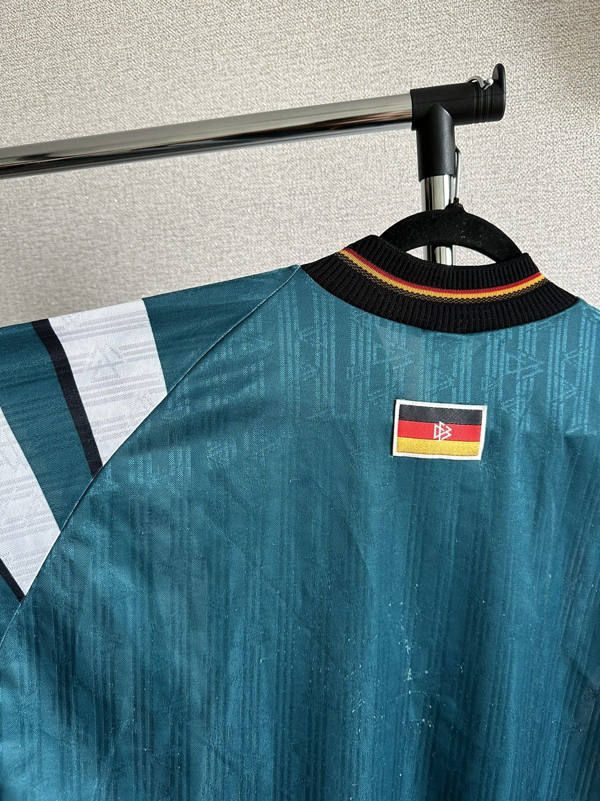 Adidas 1996 Adidas Germany Vintage Rare Away Soccer Jersey Size US L / EU 52-54 / 3 - 18 Thumbnail