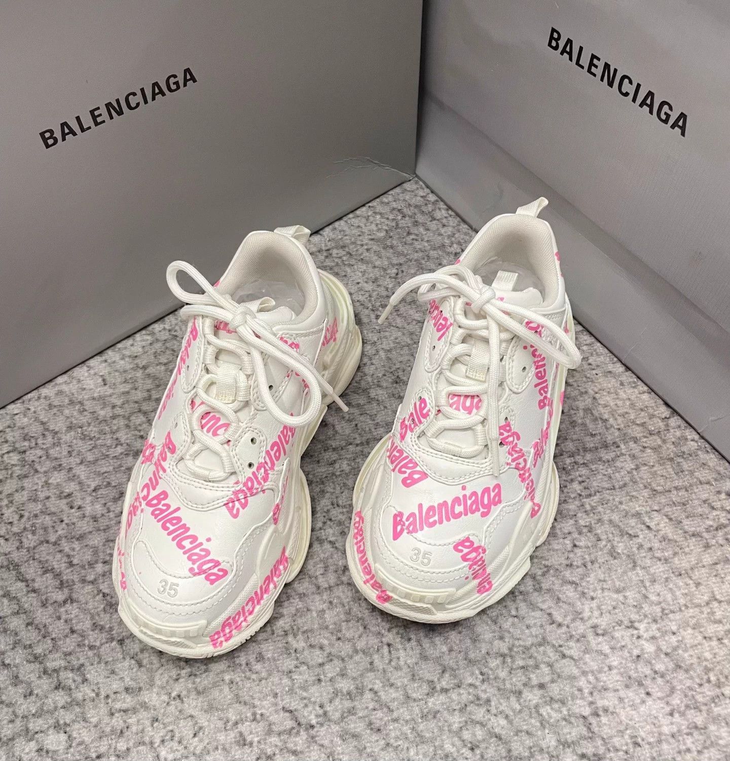 Balenciaga Balenciaga Triple S White Pink Women's 35 Size US 4.5 / IT 34.5 - 2 Thumbnail