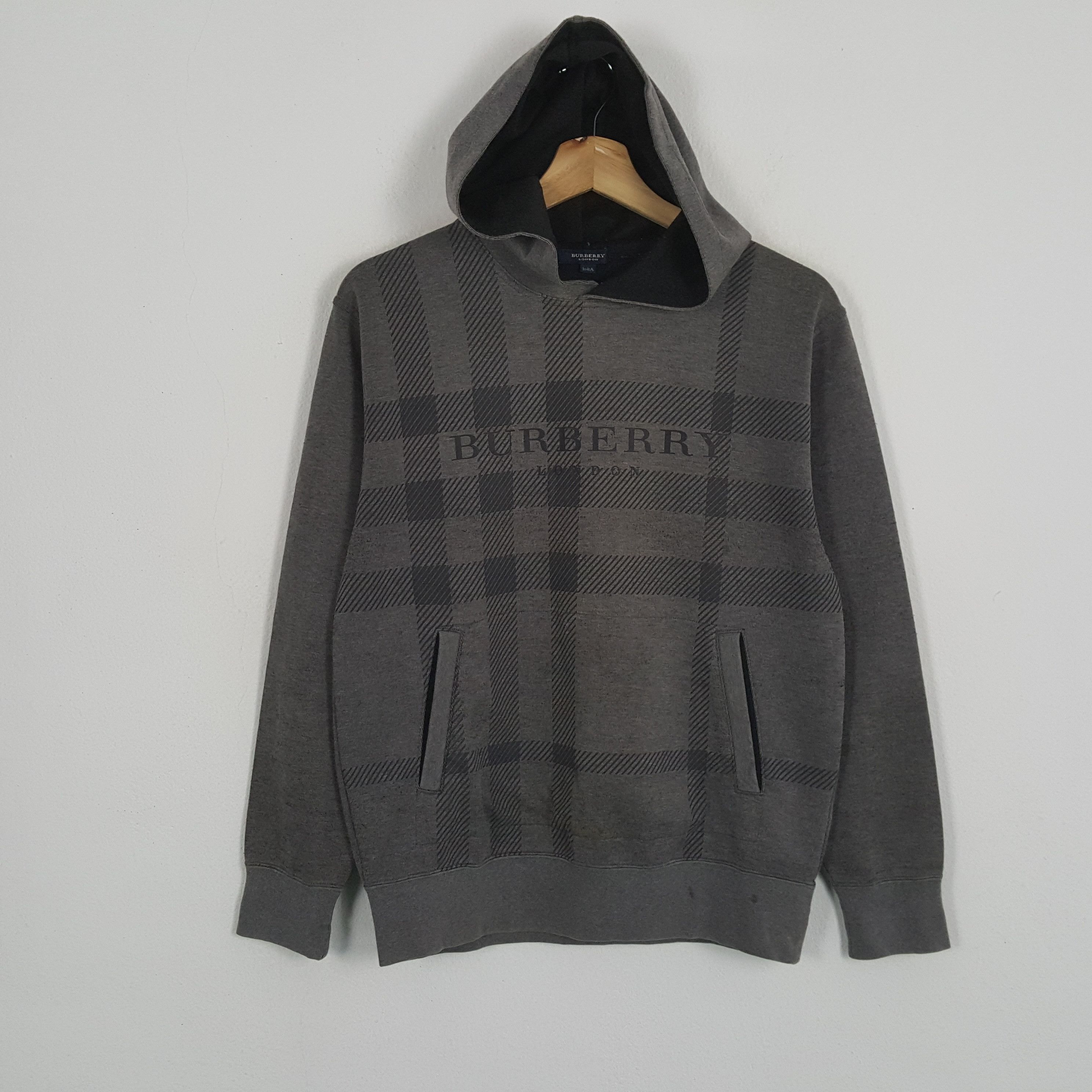 Vintage BURBERRY LONDON Fashion Brand Nova Check Hoodies