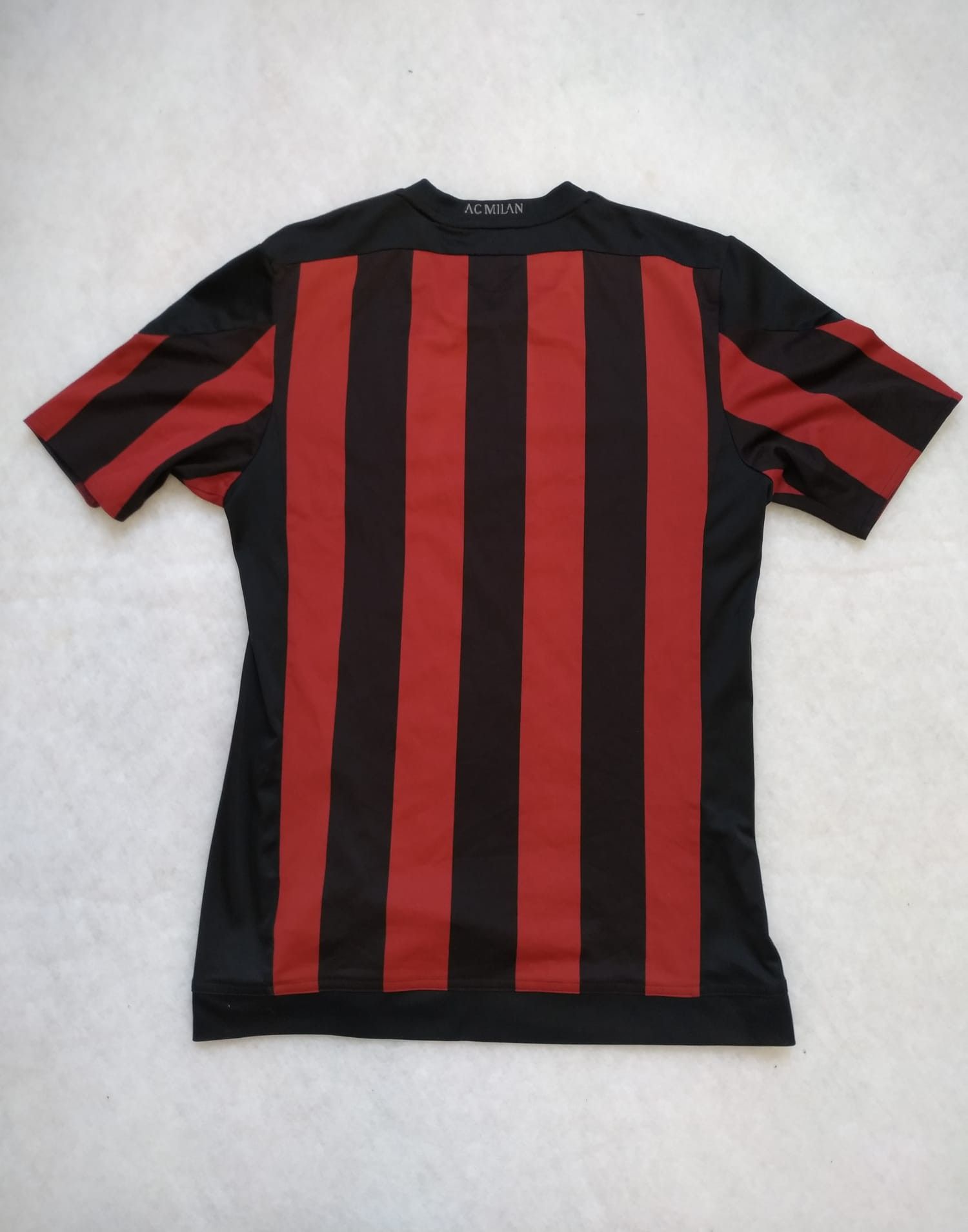 Adidas AC Milan 2015 home jersey kit S soccer Size US S / EU 44-46 / 1 - 2 Thumbnail