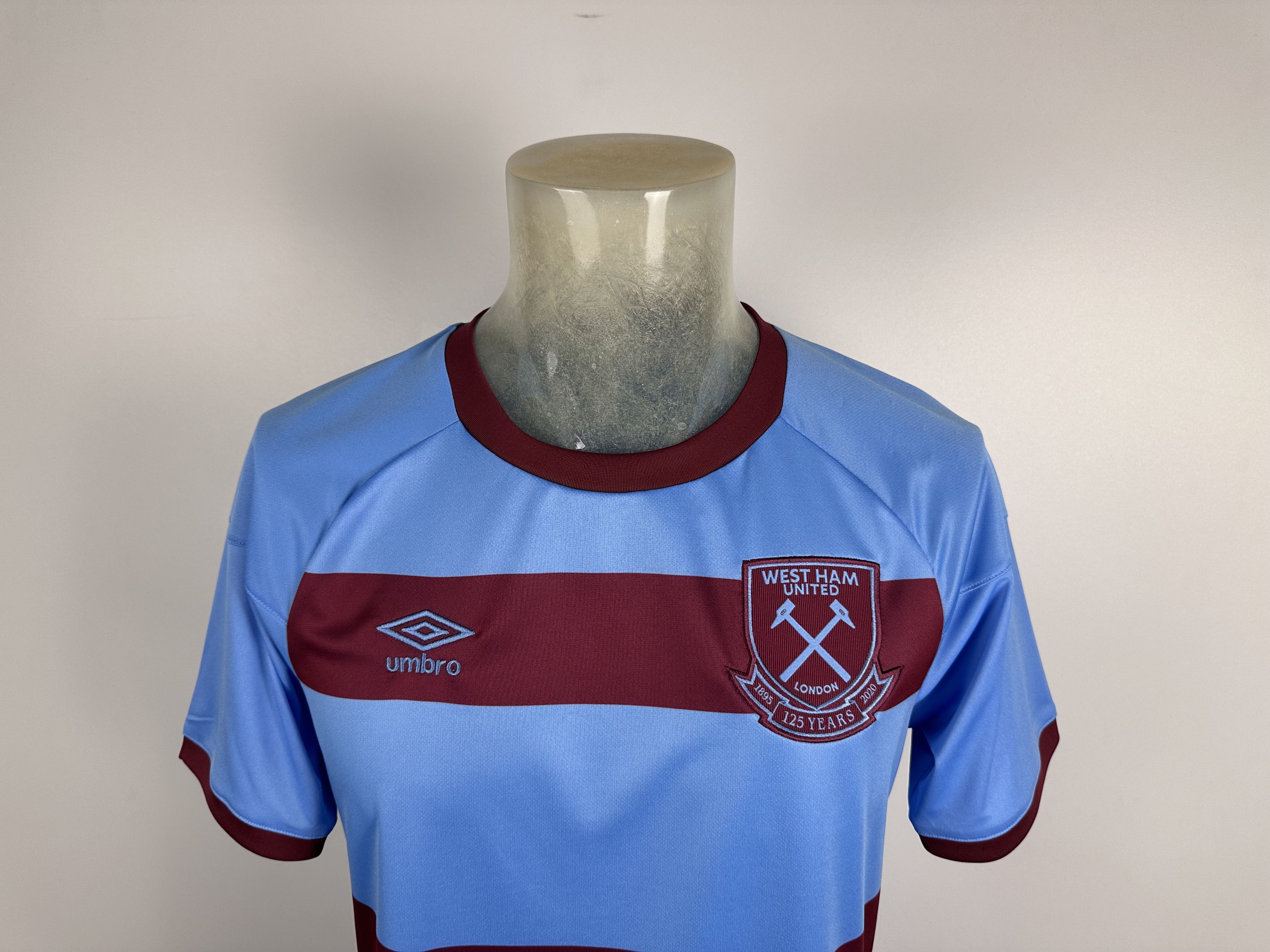 Umbro West Ham United 2020 2021 Football Shirt Soccer Jersey Umbro Size US M / EU 48-50 / 2 - 4 Thumbnail