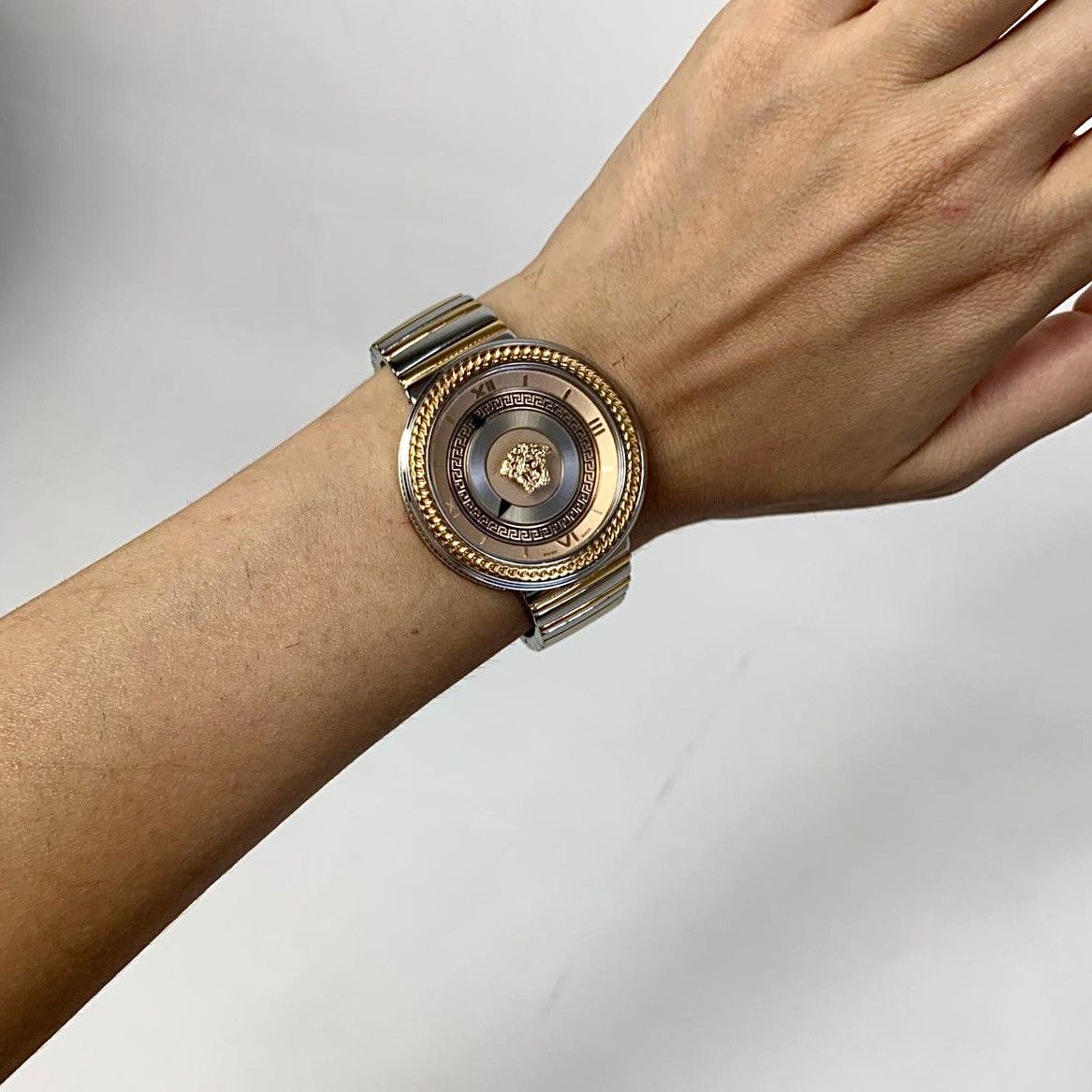 Versace Versace Medusa Watch Size ONE SIZE - 3 Thumbnail