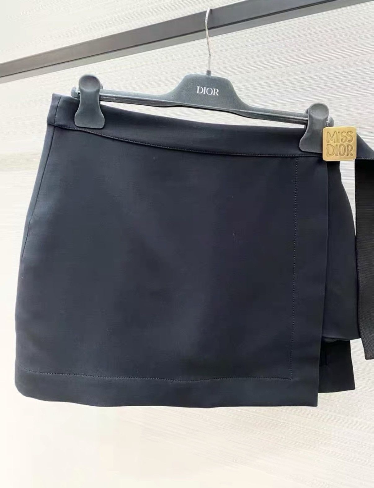 Dior Dior Classic Black Logo Skort with Gold Emblem J33 Size M / US 6-8 / IT 42-44 - 3 Thumbnail