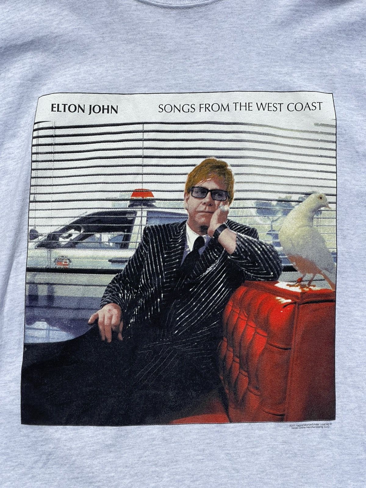Band Tees 2001 Elton John Songs From The West Coast Vintage T-shirt Size US M / EU 48-50 / 2 - 6 Thumbnail