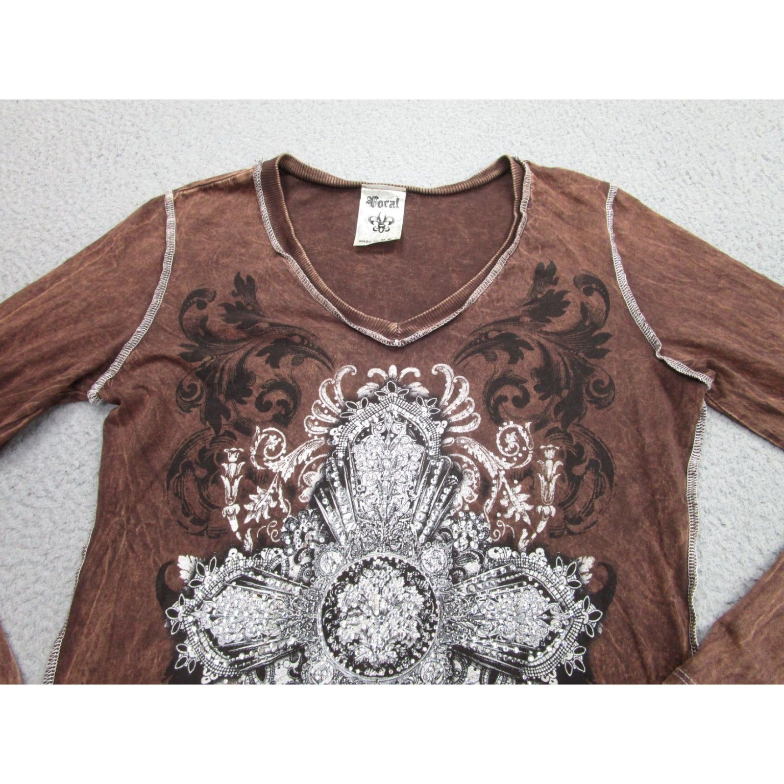 Vintage Vocal Shirt Womens L Brown Rhinestone Cross V-neck Made USA y2k Mall Cyber goth Shirt Woman Long Sleeve Tunic Size L / US 10 / IT 46 - 2 Thumbnail
