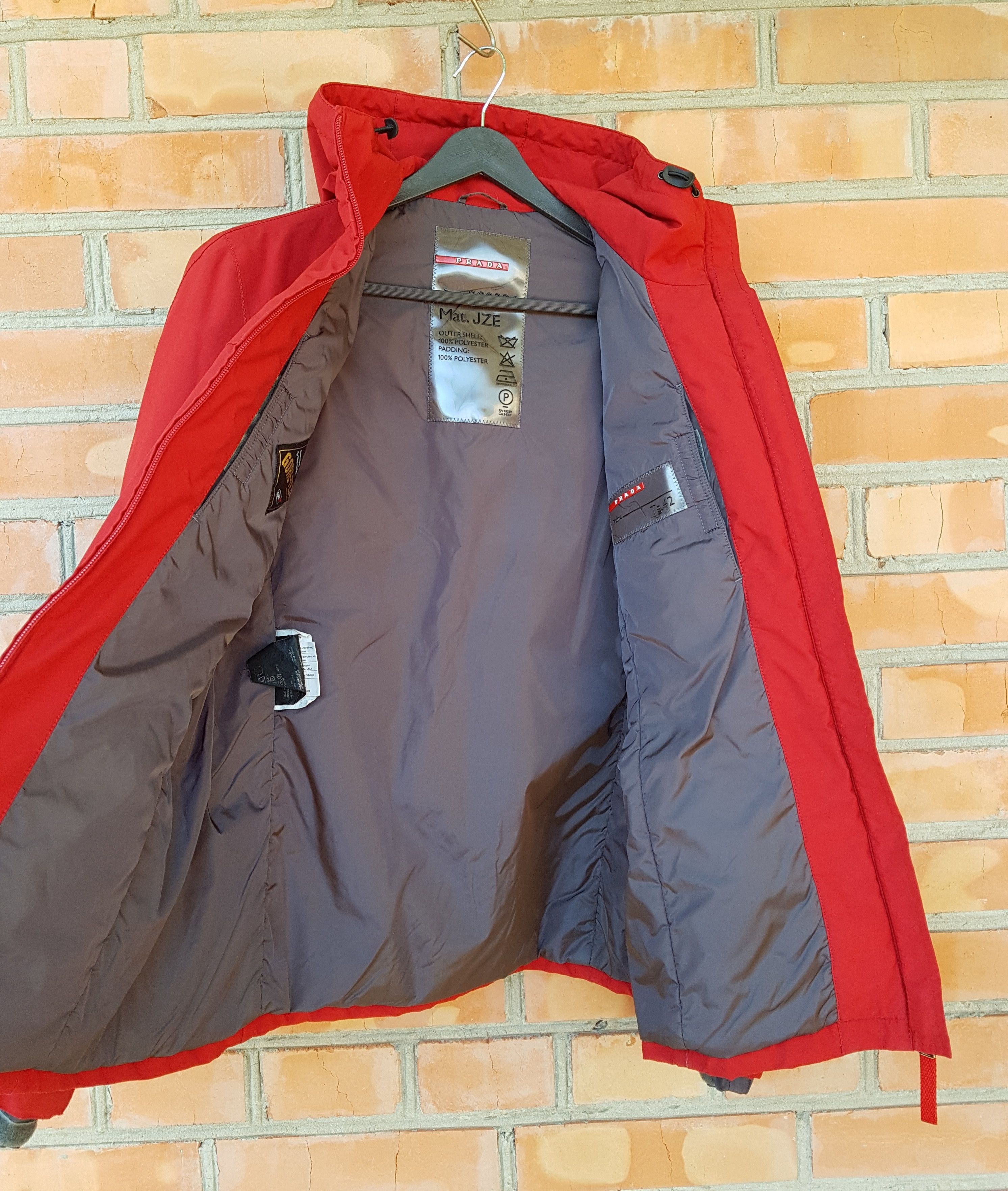 Prada PRADA Sport Women's Gore-Tex Insulated Jacket Coat sz 42 Size M / US 6-8 / IT 42-44 - 6 Thumbnail