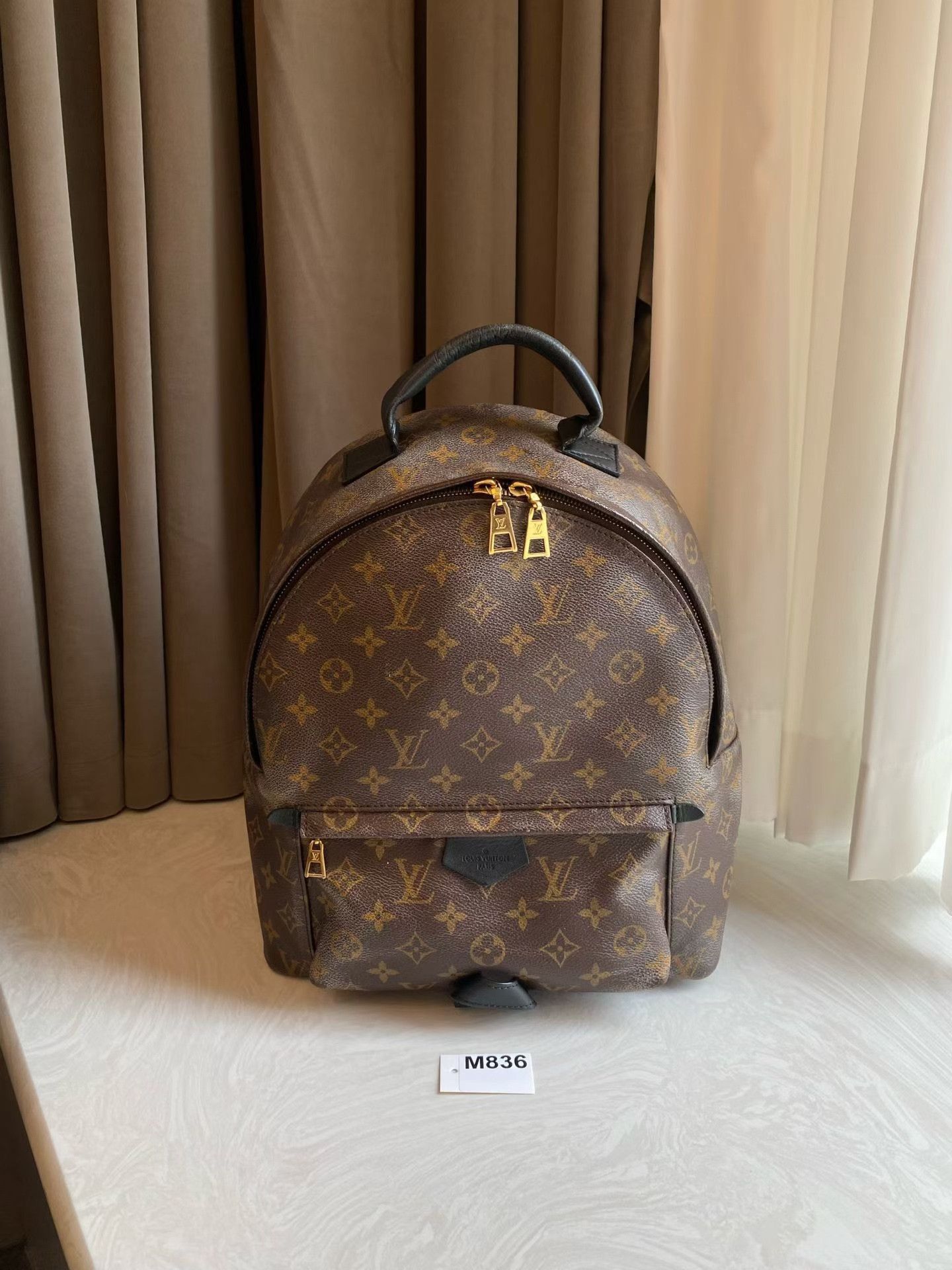 Louis Vuitton Pre-loved Bag Very good condition Size ONE SIZE - 1 Thumbnail
