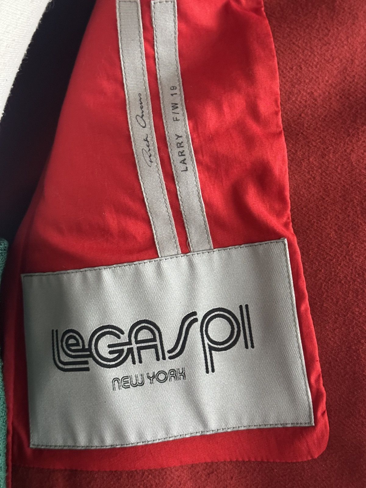 Rick Owens Rick Owens Larry Zionic F/W 2019 cardinal red coat Size M / US 6-8 / IT 42-44 - 11 Thumbnail