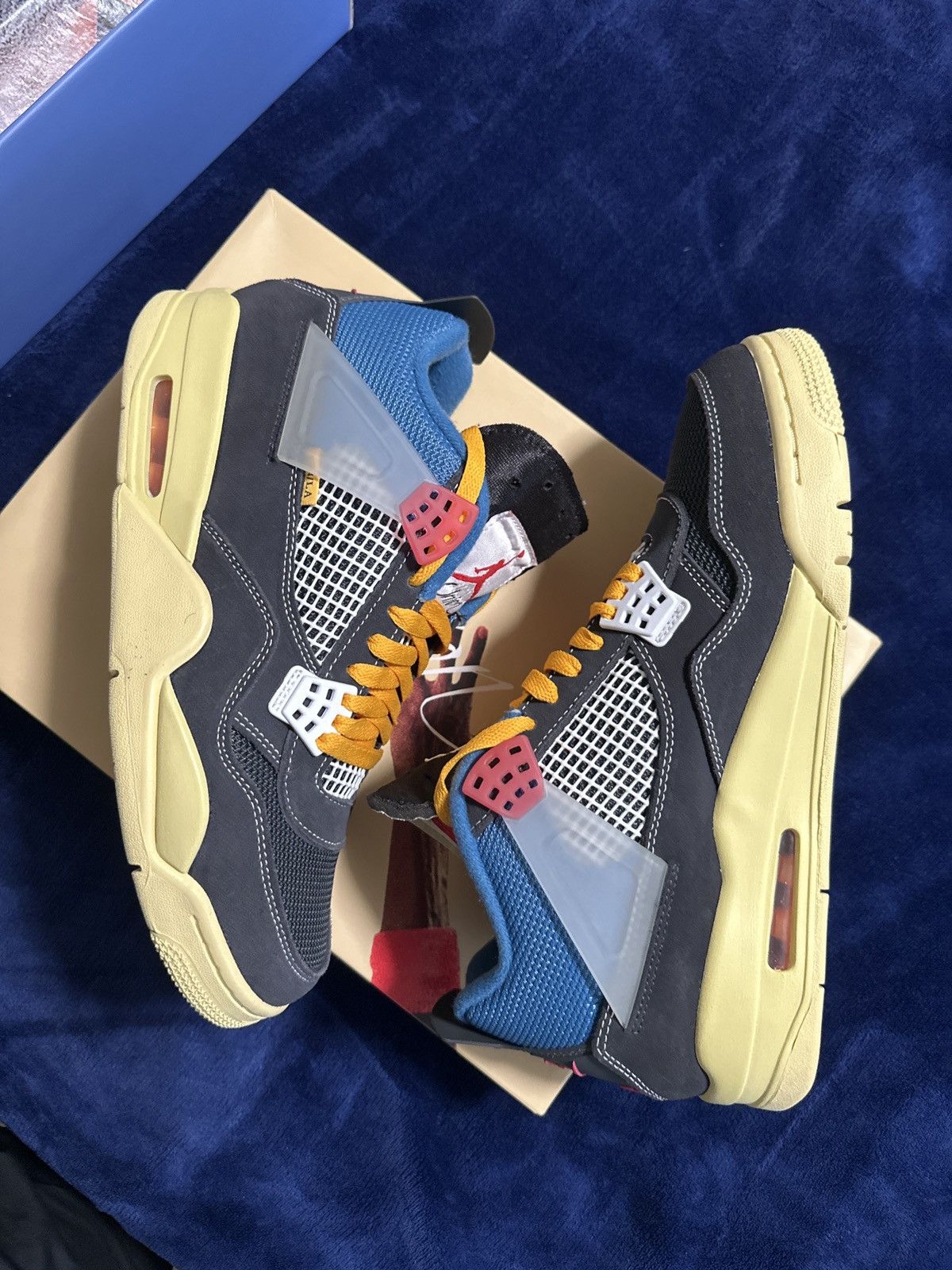 Jordan Brand × Union LA JORDAN RETRO 4 UNION Size US 10 / EU 43 - 1 Thumbnail