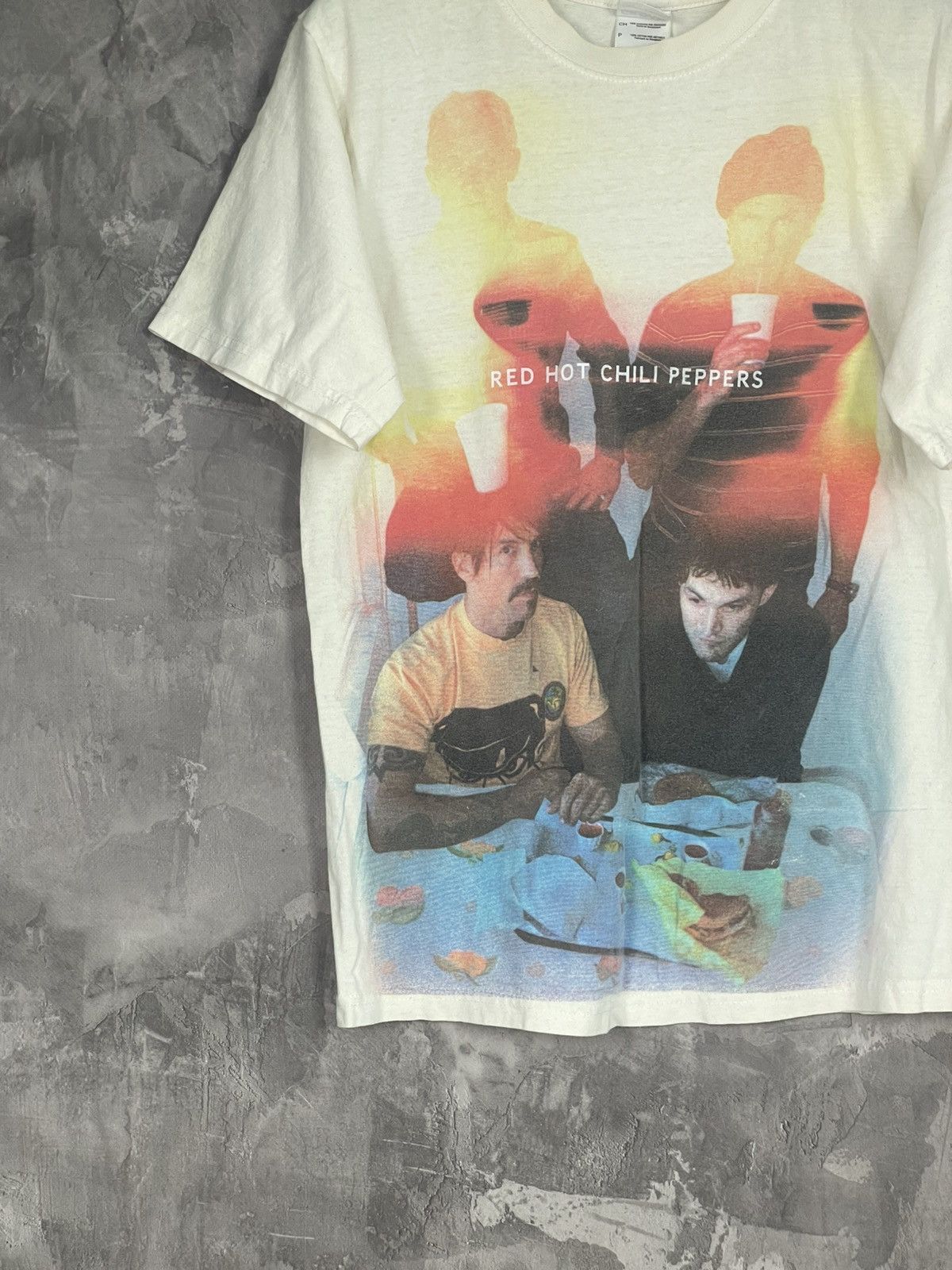 Band Tees Vintage 90s Red Hot Chili Peppers Tee T Shirt Size US S / EU 44-46 / 1 - 5 Thumbnail