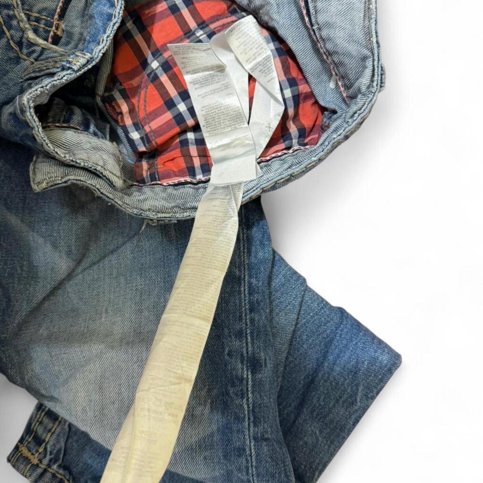 True Religion Camp David denim jeans with iconic embroidered back design. Size US 33 - 8 Thumbnail