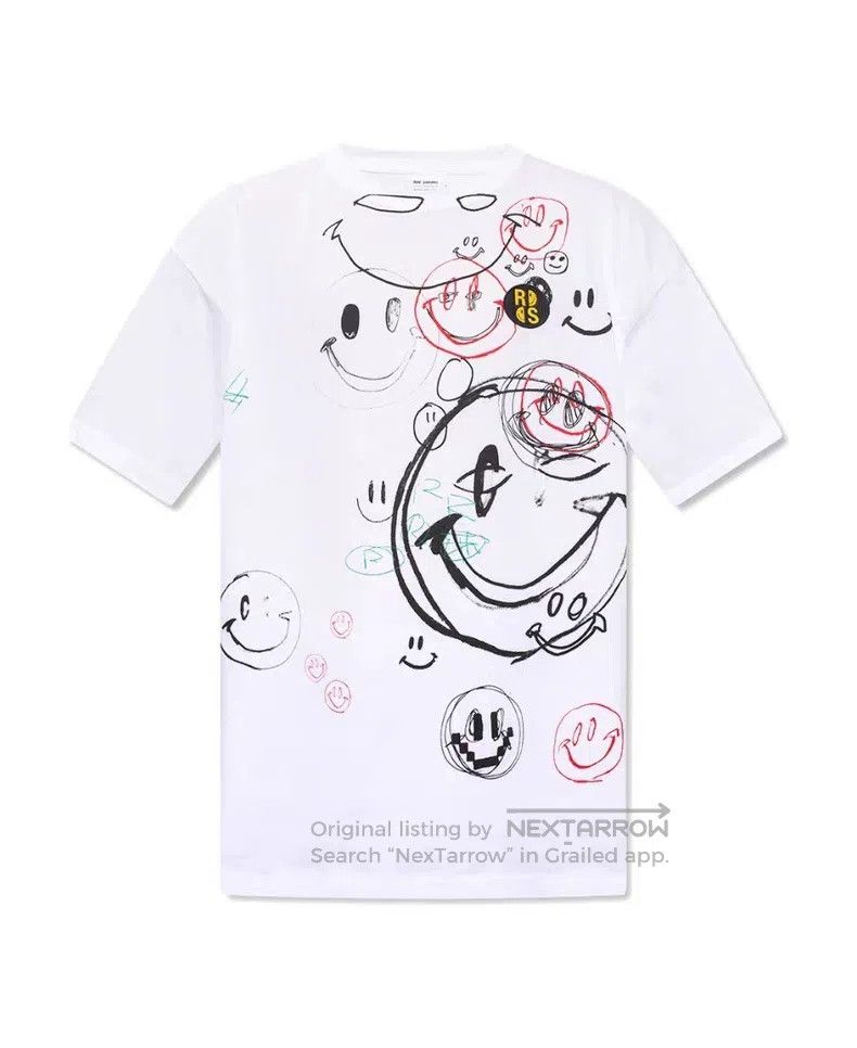 Raf Simons Raf simons White smiley face printed short-sleeved T-shirt Size US S / EU 44-46 / 1 - 1 Thumbnail