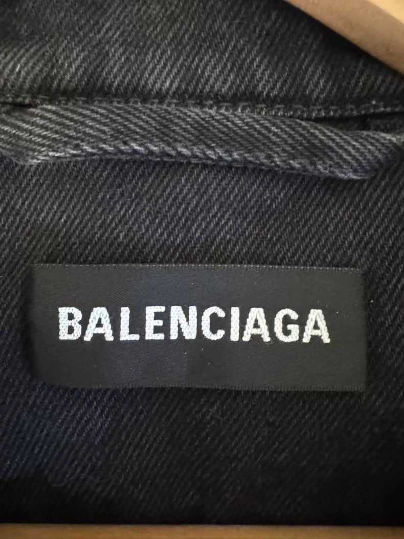 Balenciaga Balenciaga Yellow Embroidered Letter Jacket Size US M / EU 48-50 / 2 - 3 Thumbnail