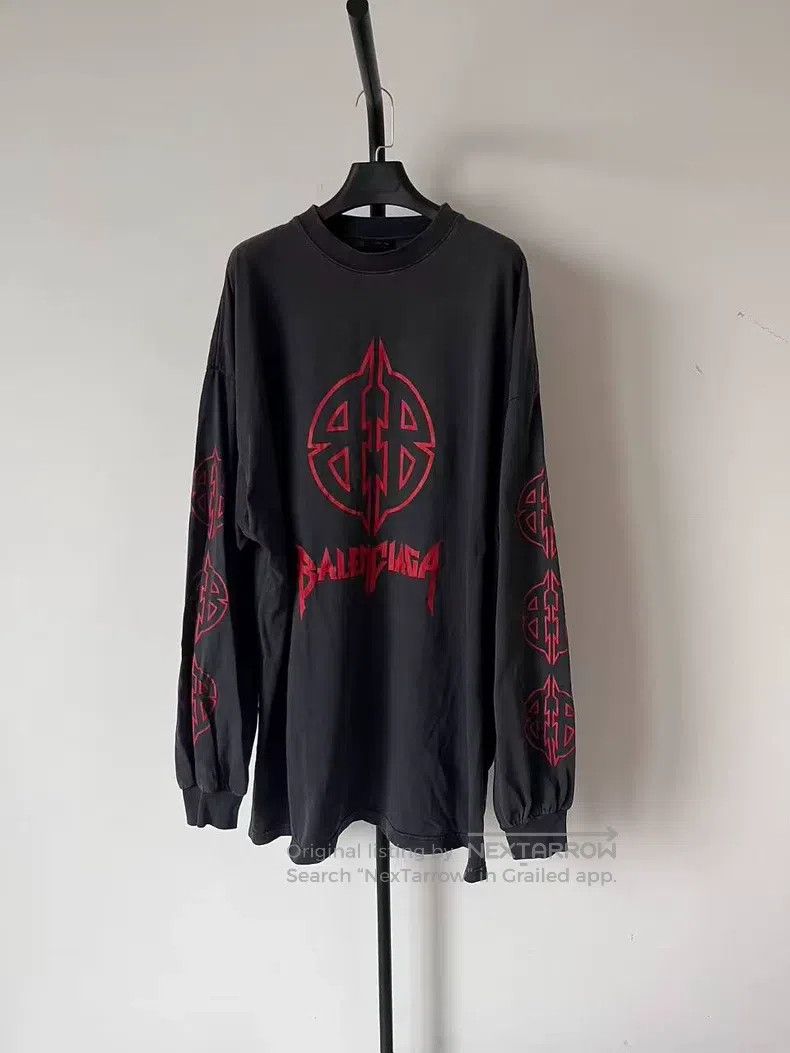 Balenciaga Balenciaga Letter Printed Round Neck Pullover Long Sleeve Size US XL / EU 56 / 4 - 1 Thumbnail