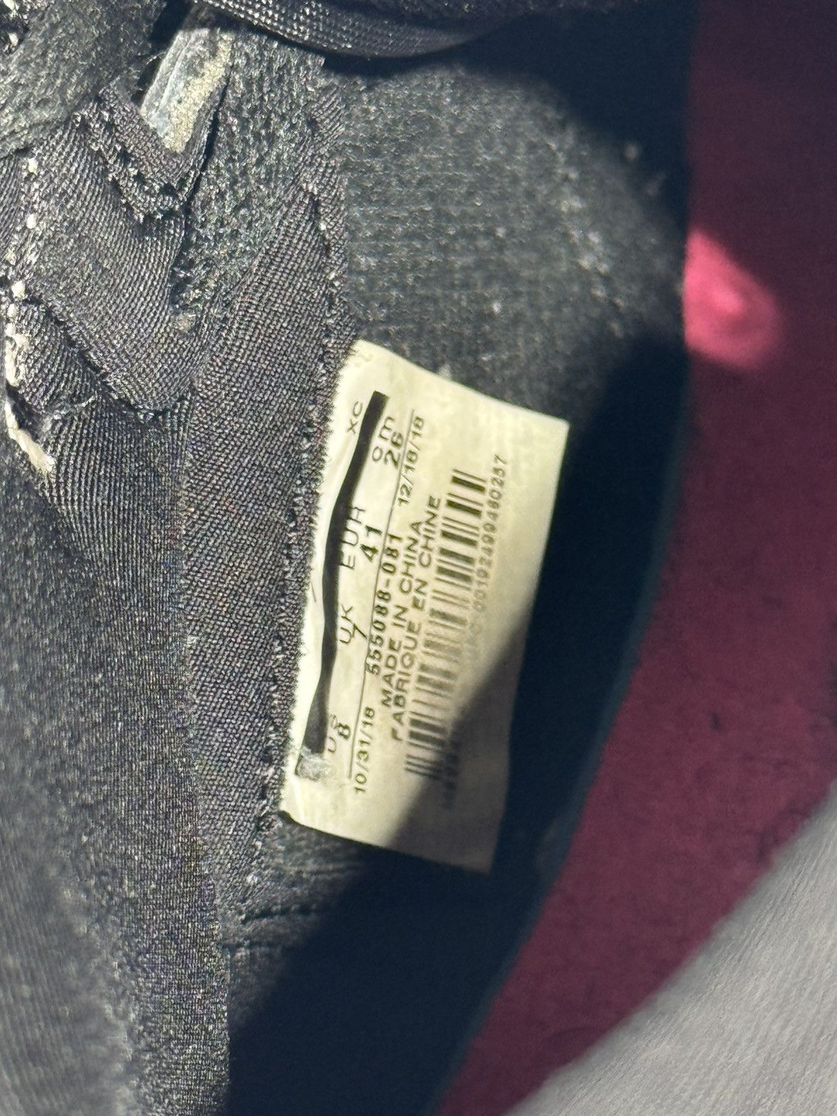 Jordan Brand × Nike Jordan 1 Retro High Black Crimson Tint Size US 8 / EU 41 - 11 Thumbnail