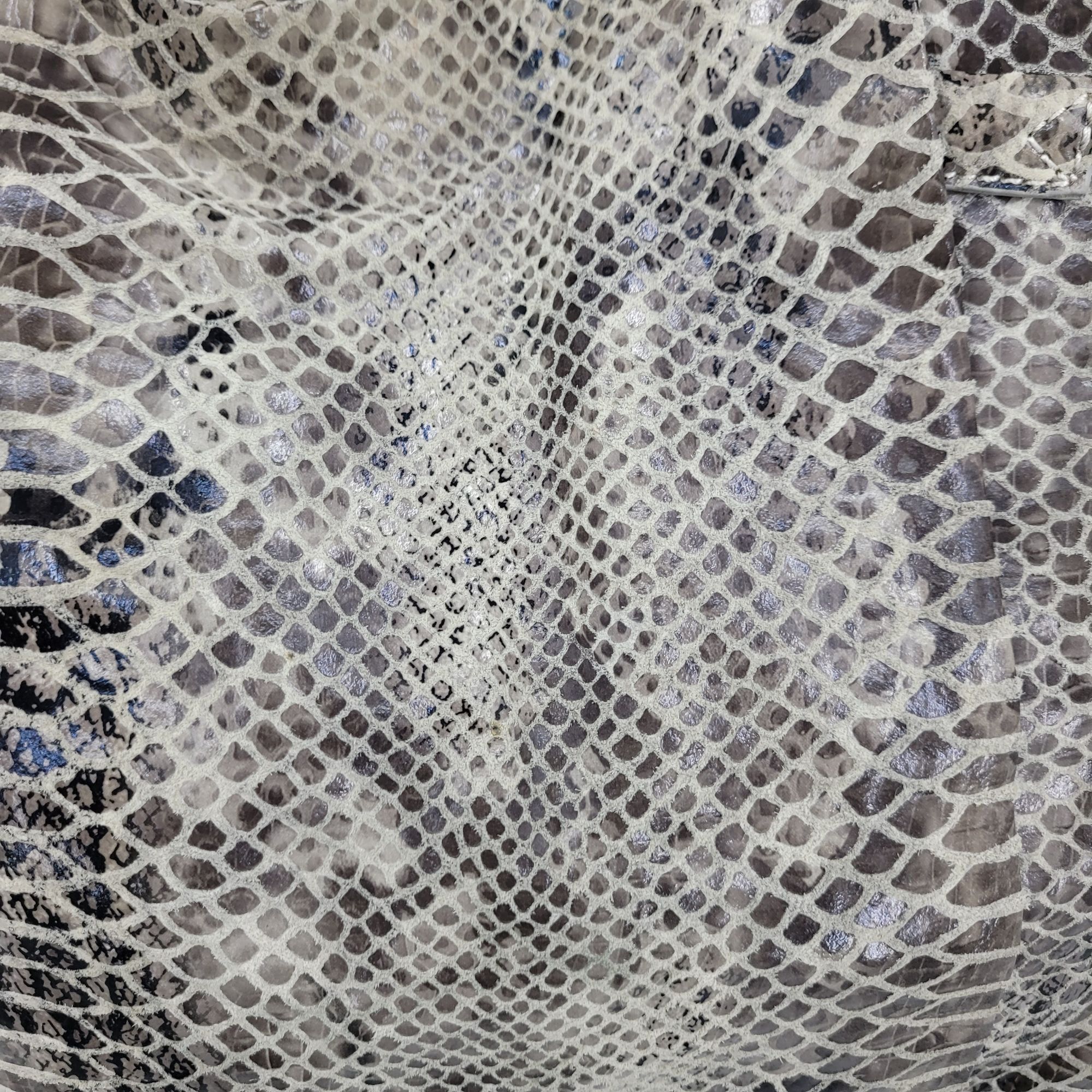 Other Elliott Lucca Leather Gray Cream Snakeskin Hobo Shoulder Bag Size ONE SIZE - 6 Thumbnail