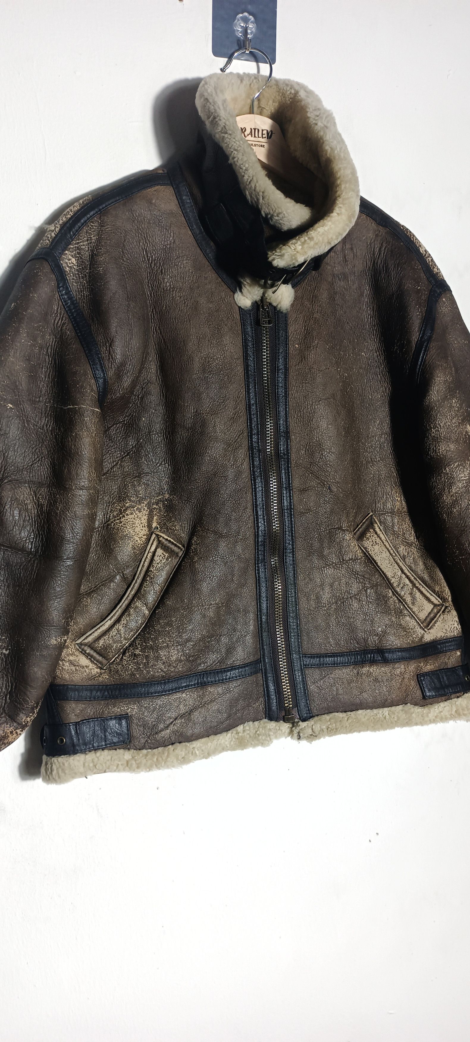 Man Made In Australia 🔥🔥B 3 AMERICAN MILITARY WEAR SHEEP SKIN Size US L / EU 52-54 / 3 - 7 Thumbnail