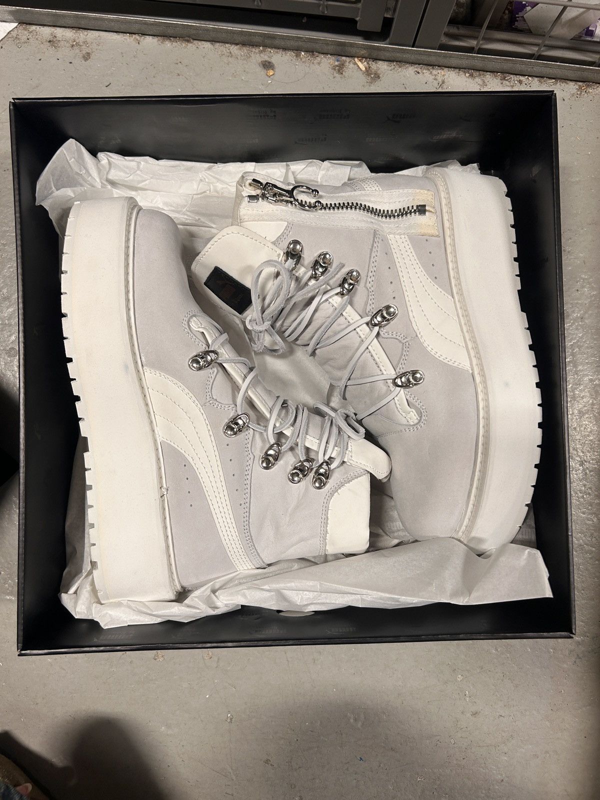 Fenty × Puma Mint condition! Sneaker Boot Size US 9.5 / IT 39.5 - 11 Thumbnail