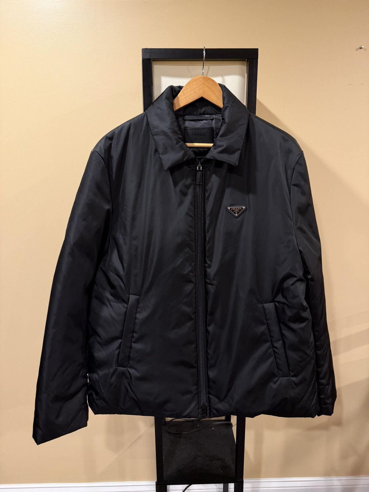 Prada Prada 2023 Re-Nylon Down Puffer Black Collar Zip-Up Jacket Size US L / EU 52-54 / 3 - 1 Thumbnail