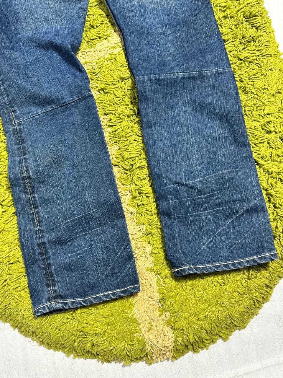 Levi's Retro 90s Levi Strauss 523 Buckle Back Denim Jeans 28x32 Size US 28 / EU 44 - 2 Thumbnail
