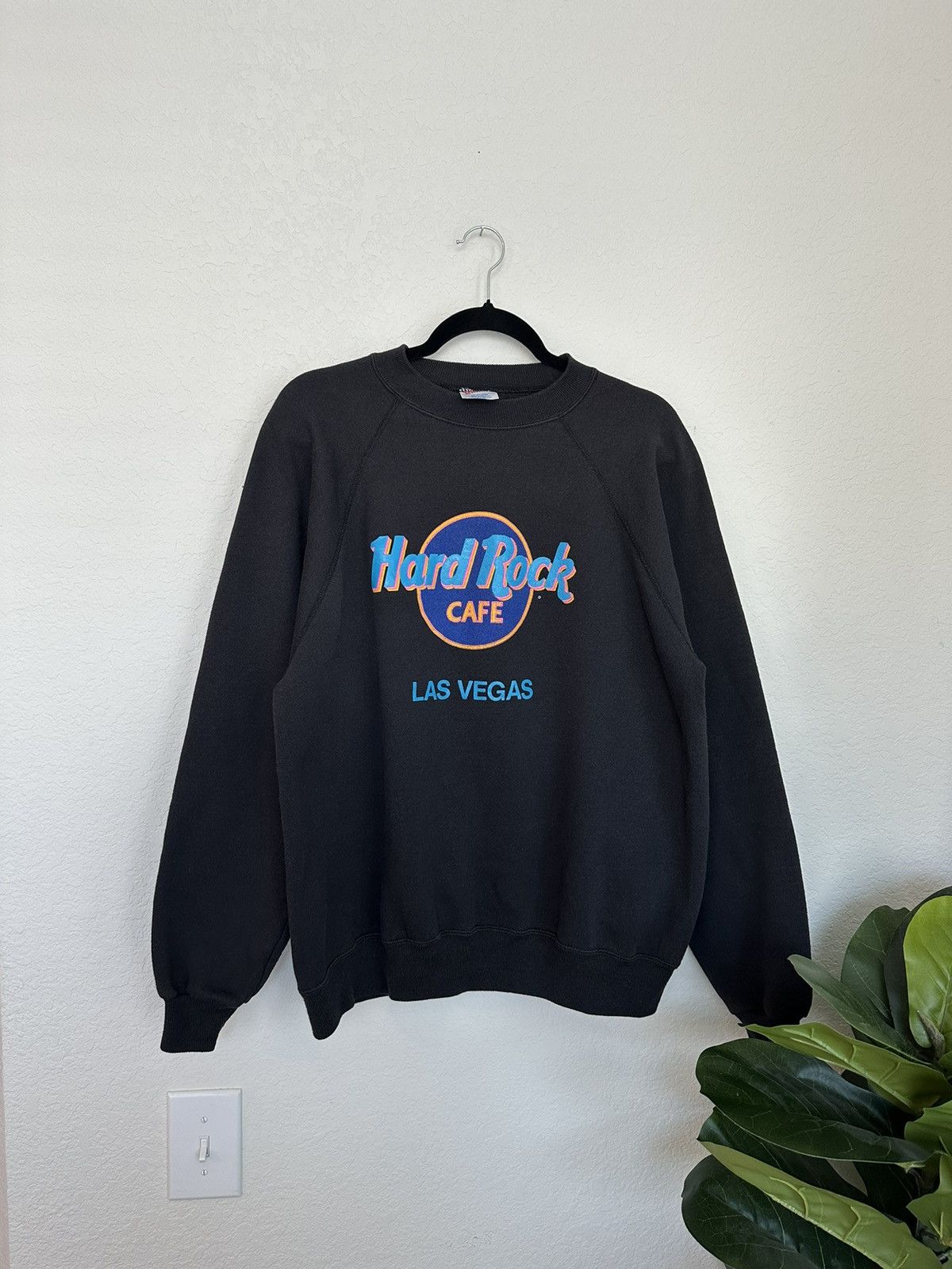 Hard Rock Cafe × Vintage Vintage 90s Hard Rock Cafe Crewneck Las Vegas Made In USA XL Size US XL / EU 56 / 4 - 6 Thumbnail