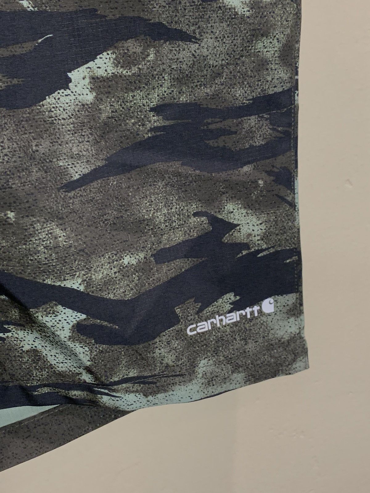 Carhartt *RARE* New Carhartt Force Camo Shorts Size US 28 / EU 44 - 3 Thumbnail