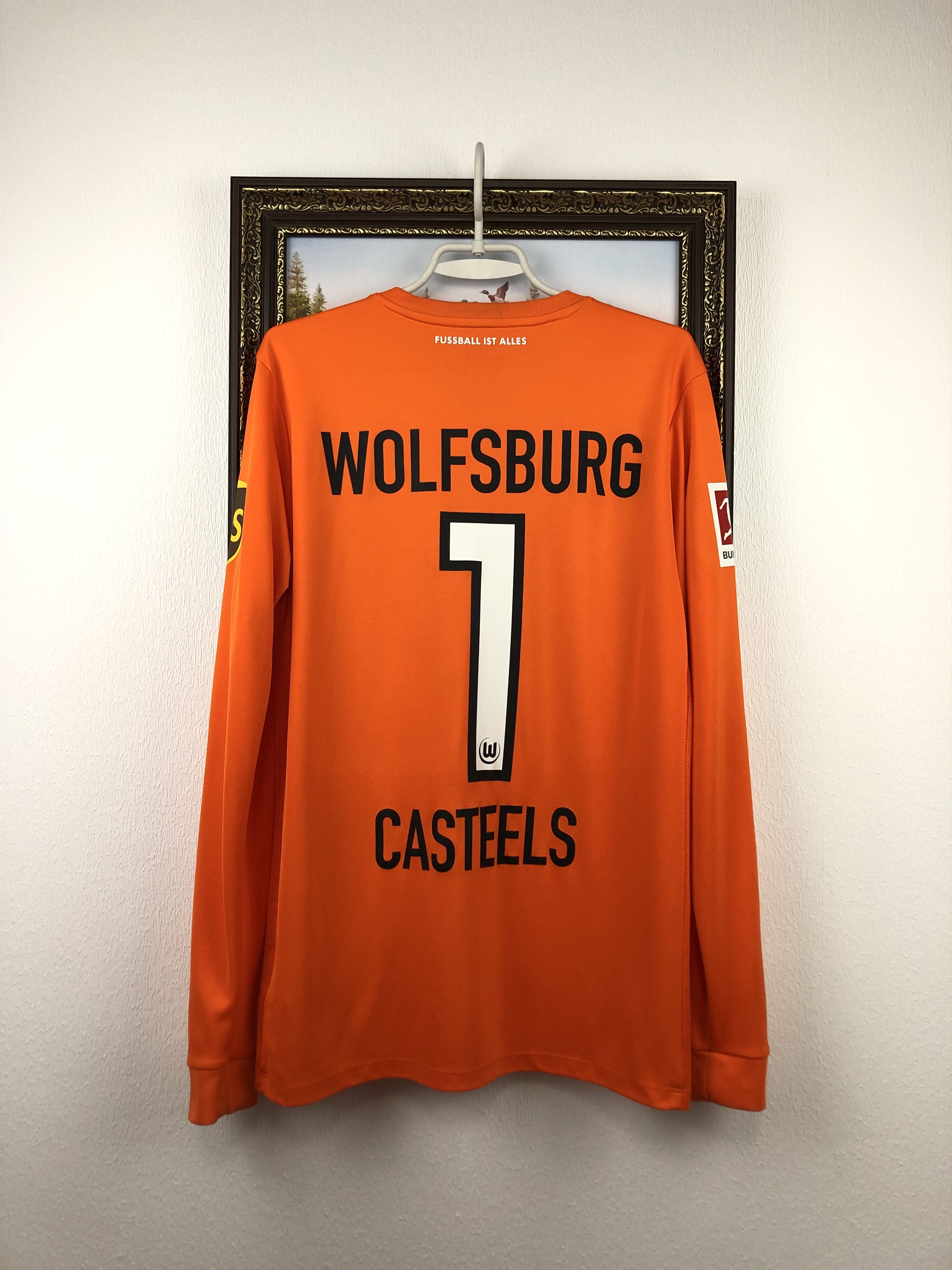 image of Wolfsburg Football Shirt Soccer 1 Casteels Nike Jersey, Men's (Size Medium)