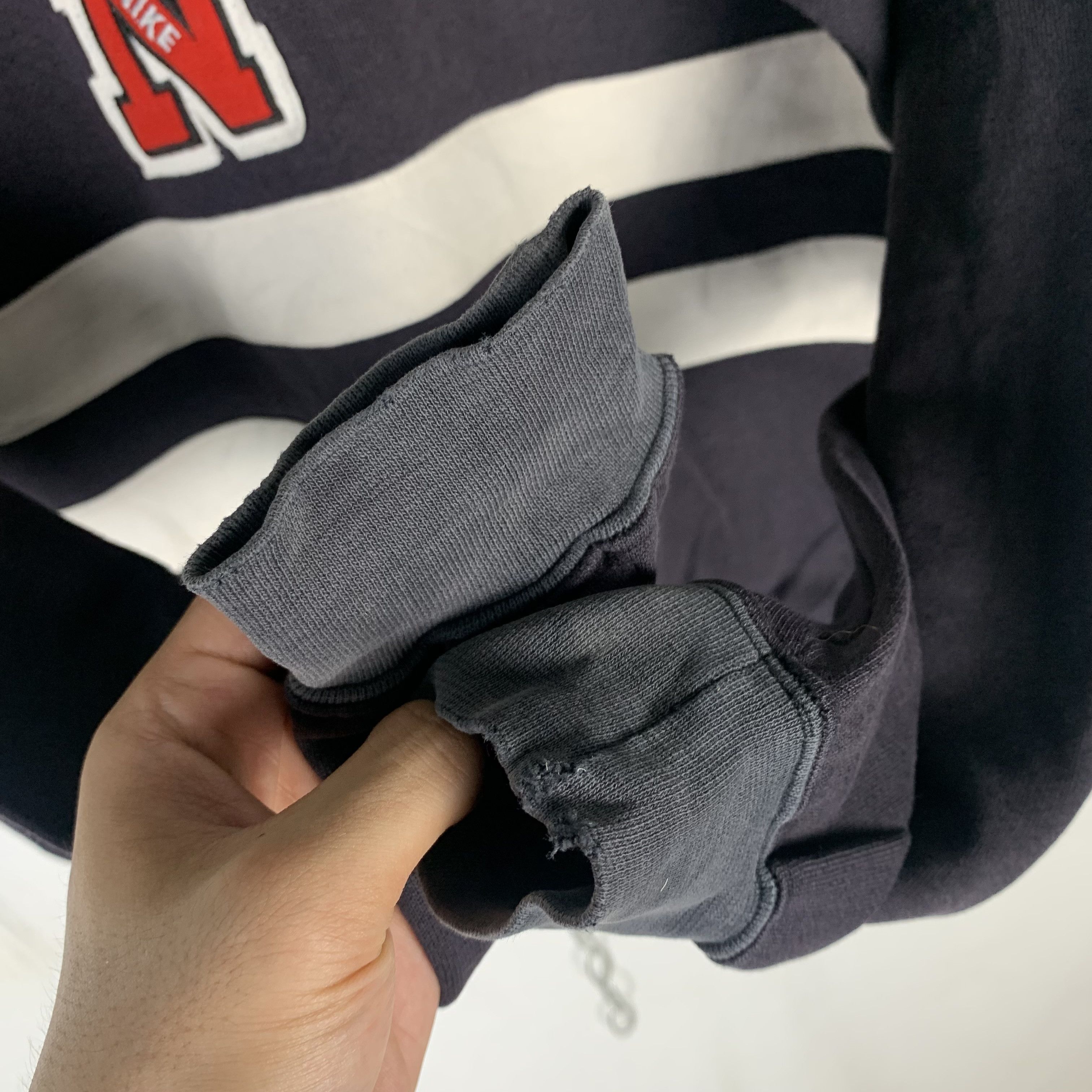 Nike Vintage 80s Nike Collared Sweatshirt Crewneck Size US S / EU 44-46 / 1 - 3 Thumbnail
