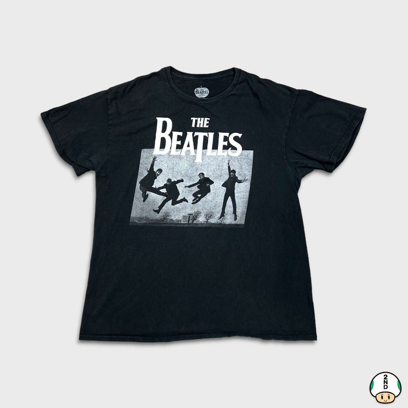 Apple × Band Tees × Vintage 2020 The Beatles T Shirt Rock Band Graphic Short Sleeve Tee Size US L / EU 52-54 / 3 - 1 Thumbnail