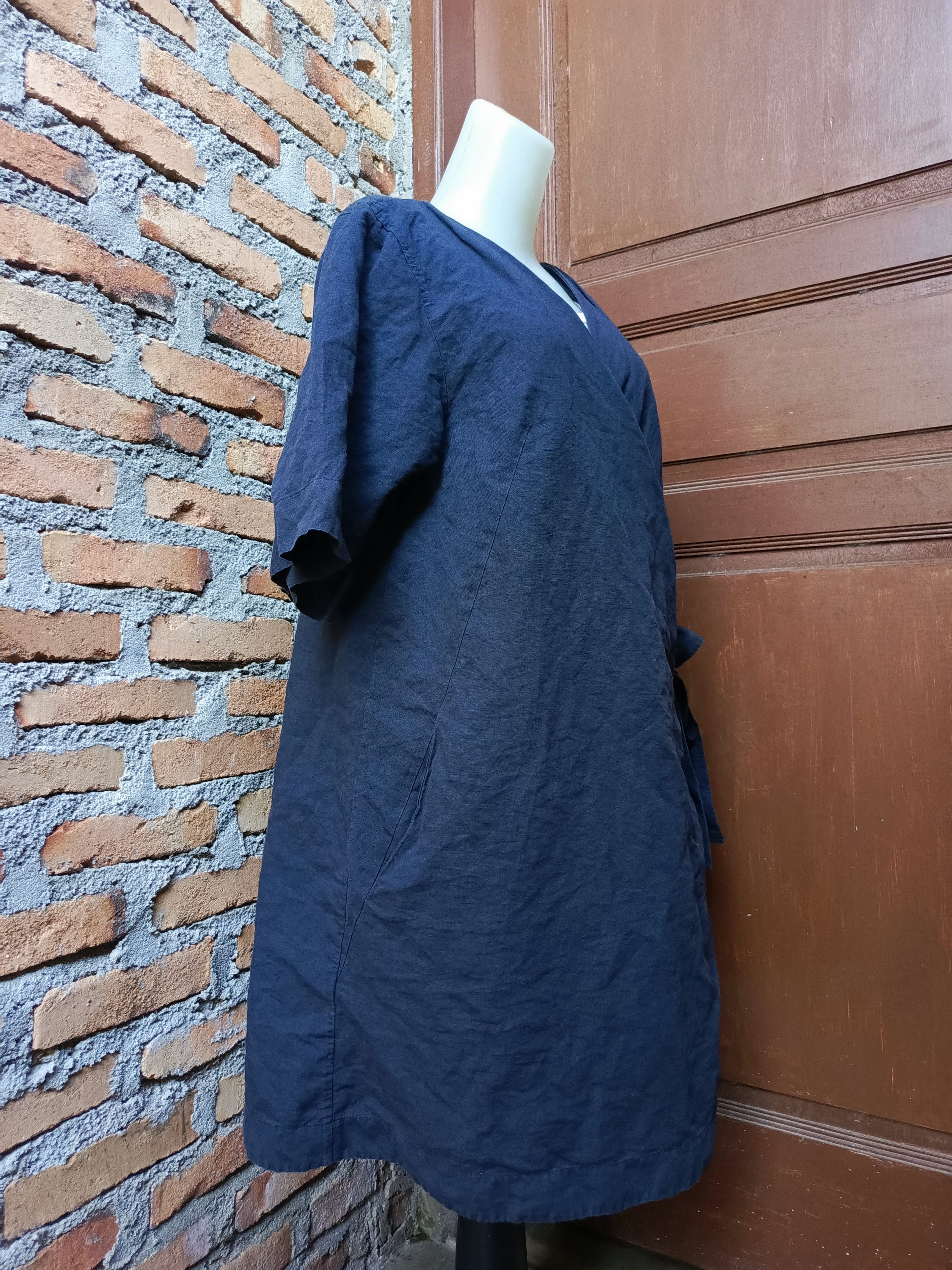 Cos COS Wrap Dress Minimalist Navy Blue Clean Design Size S / US 4 / IT 40 - 4 Thumbnail
